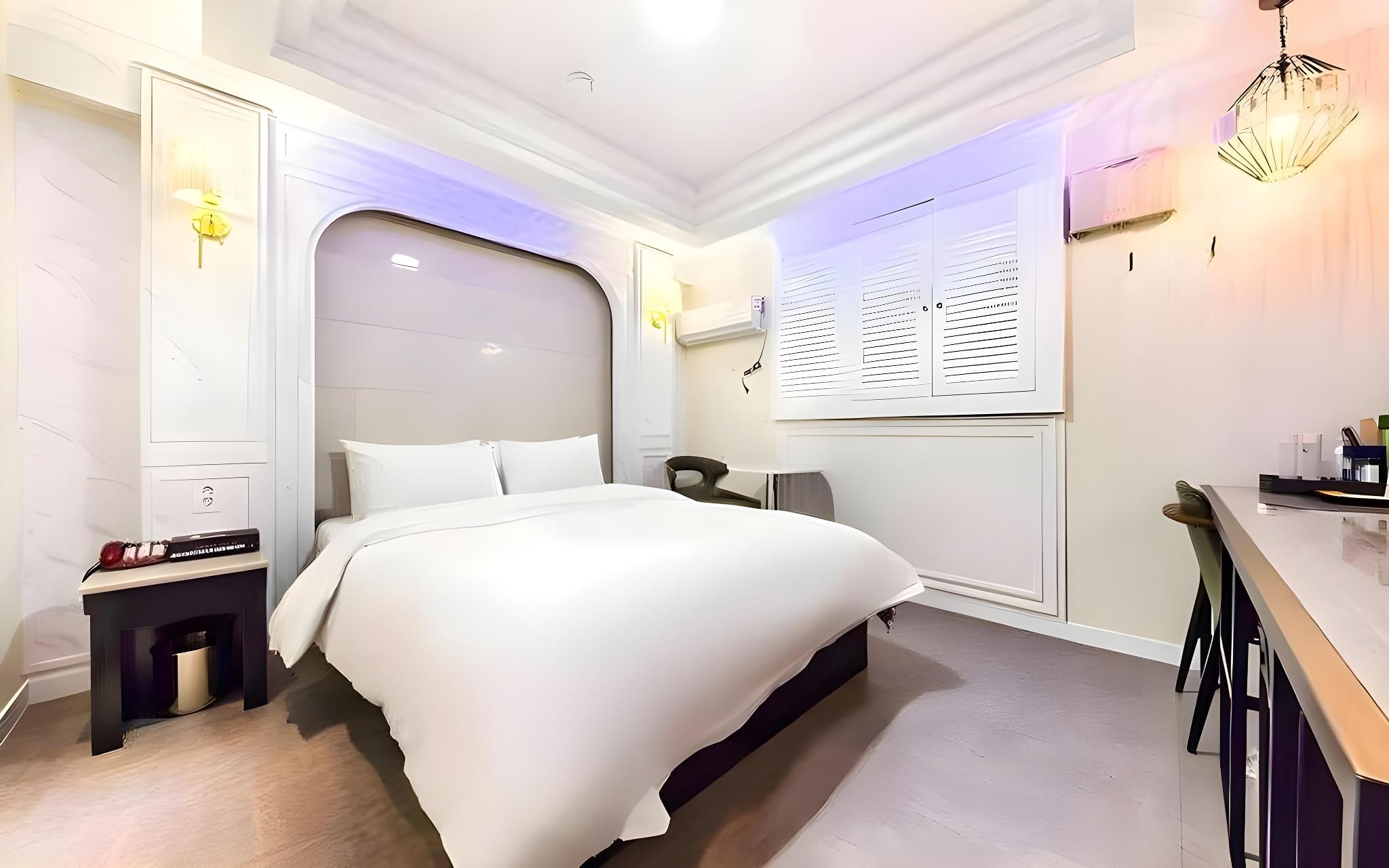 Standard - No Parking