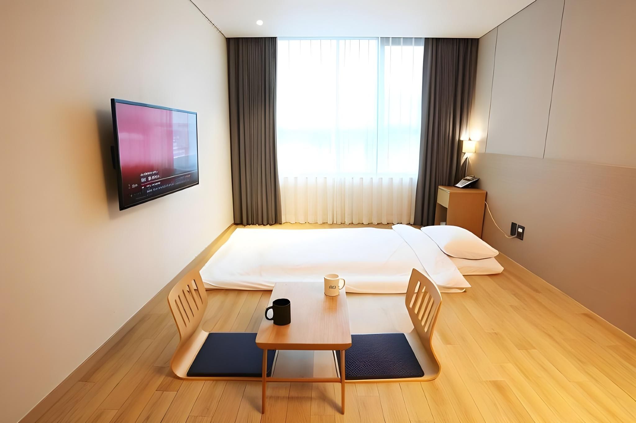 Korean-Style Ondol Room