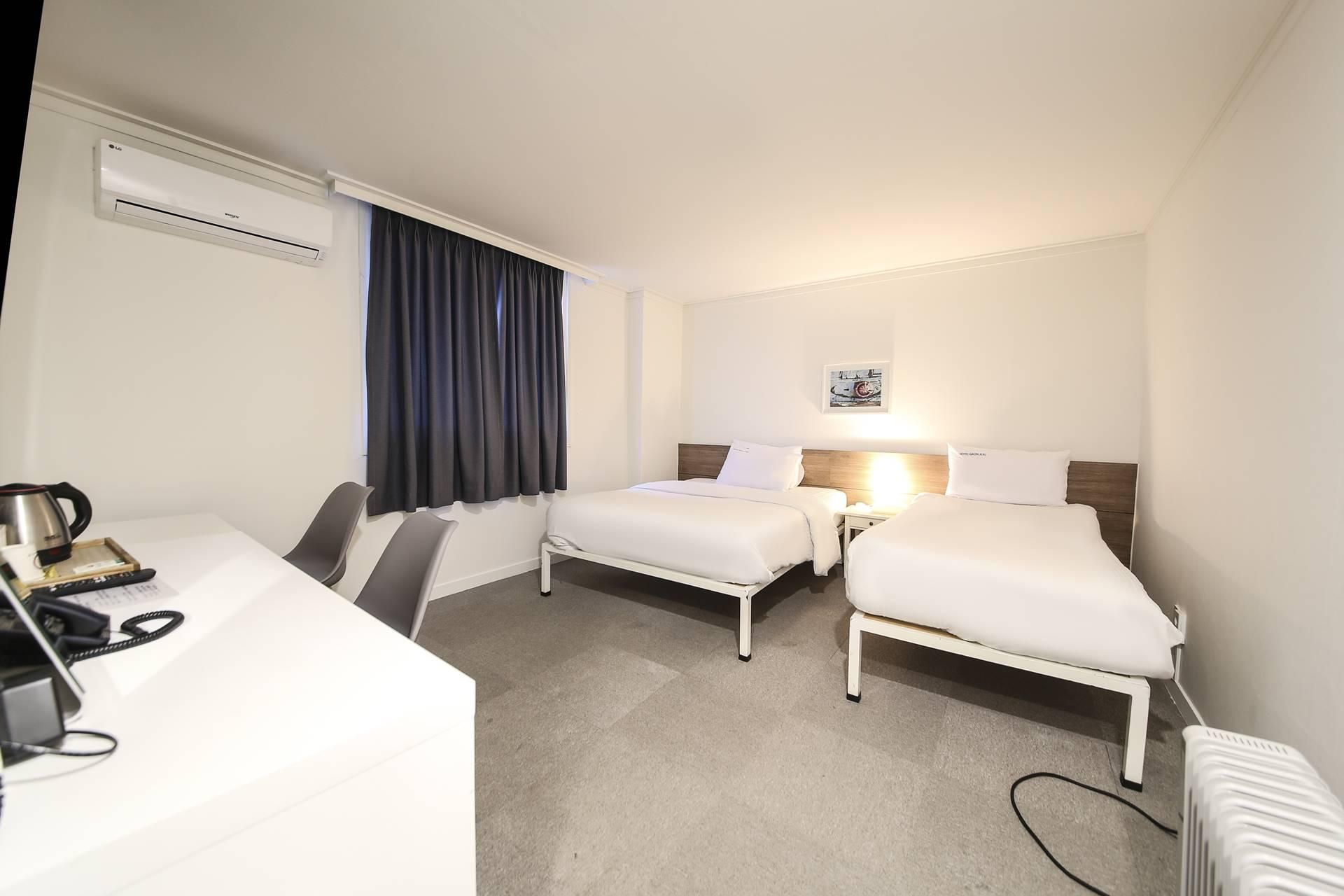 Twin Room - Free use of OTT, Netflix, Tving, Watcha