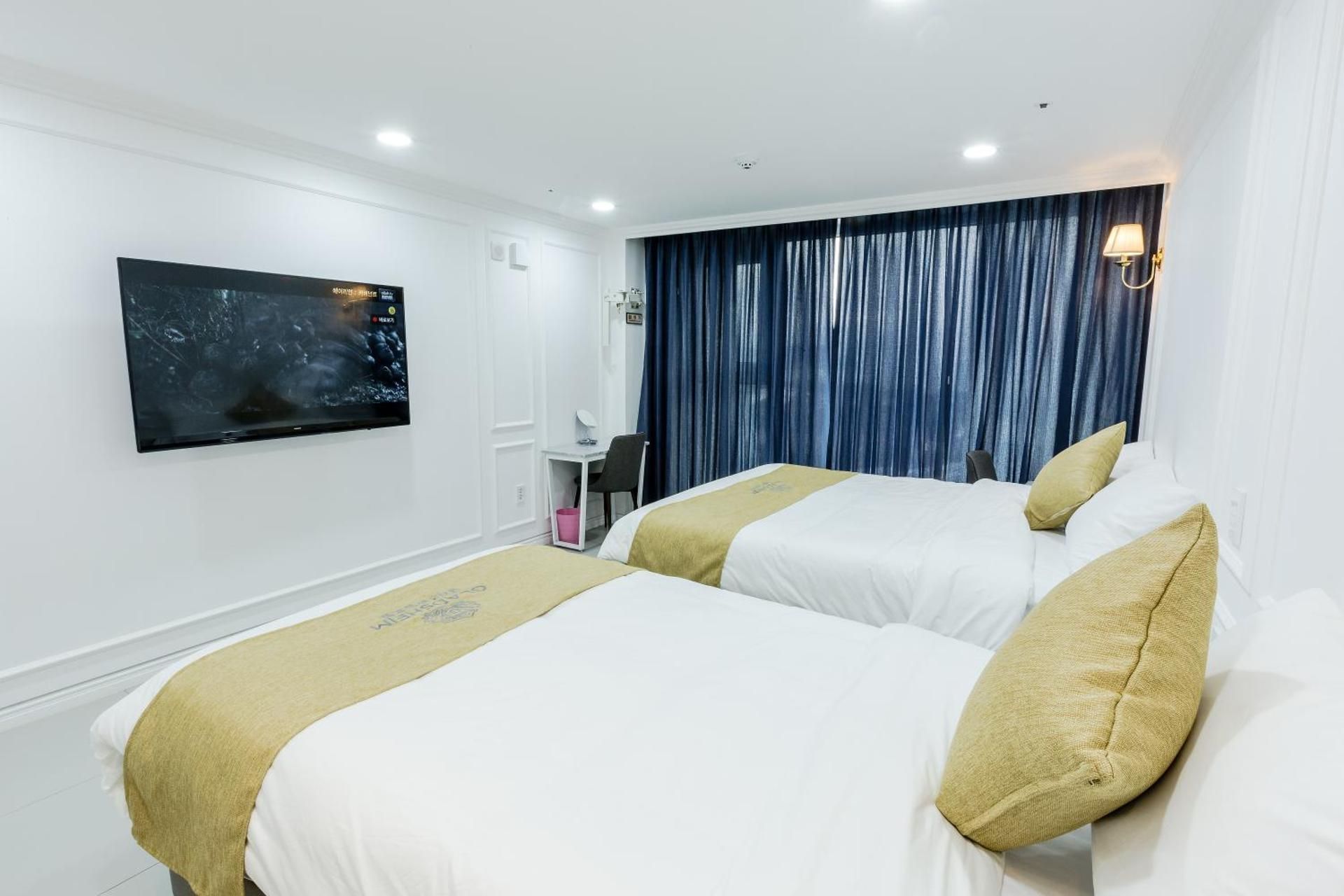 Twin Room with Garden View (Low floor)