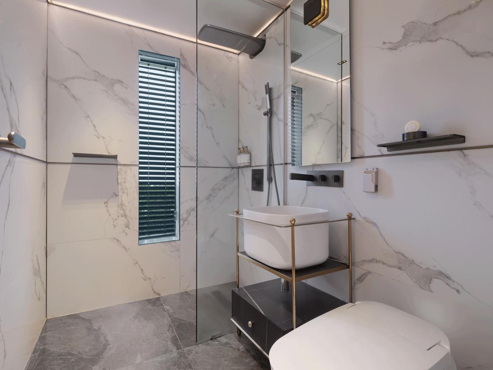 Old Wing Green Valley Family Deluxe