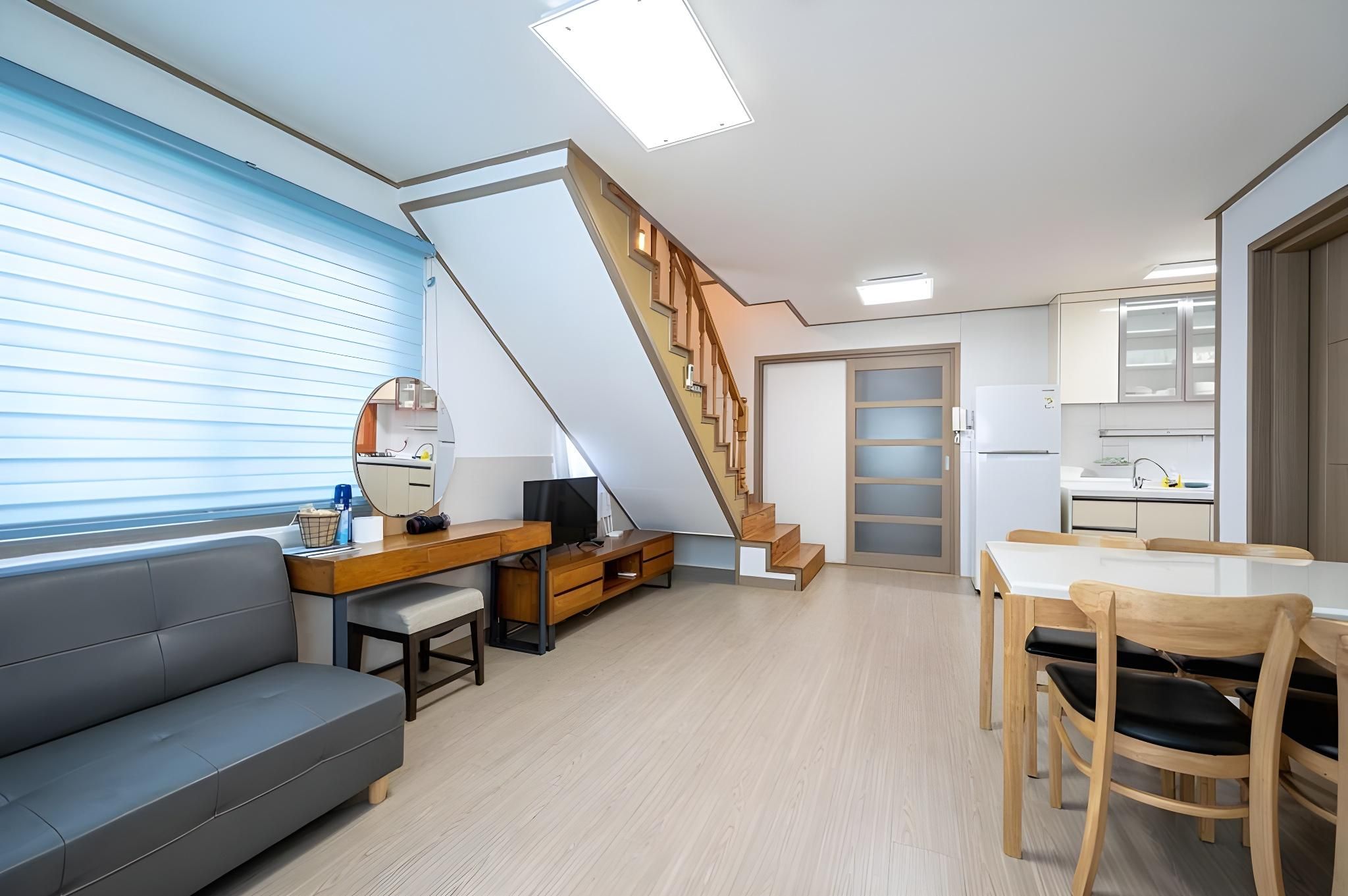 D 201 (pets allowed)