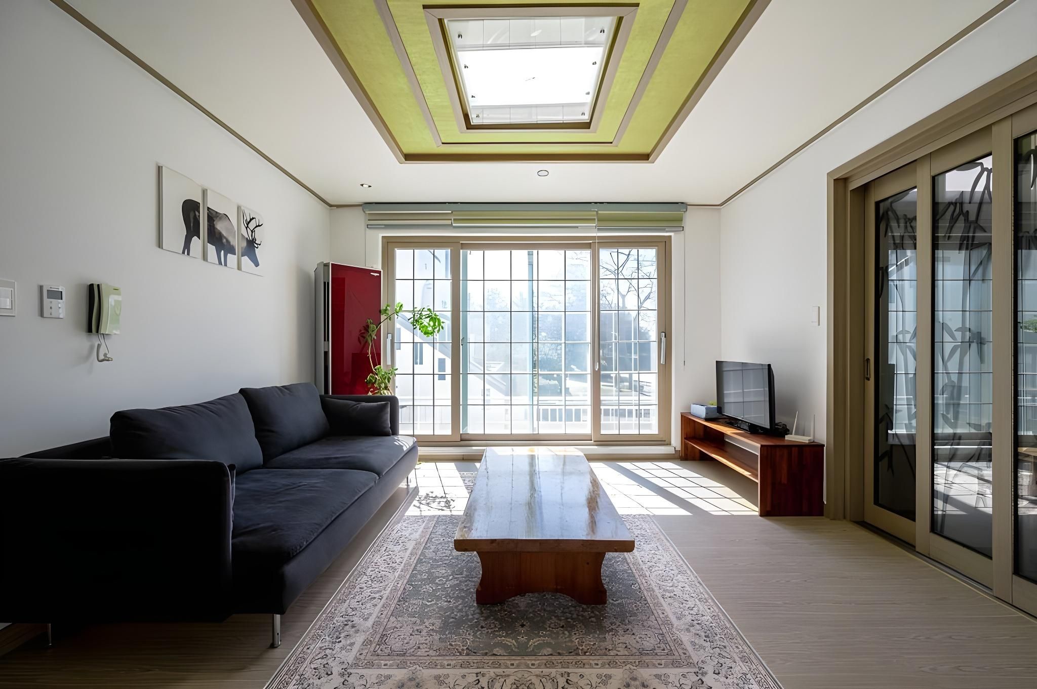 C 101 (pets allowed)