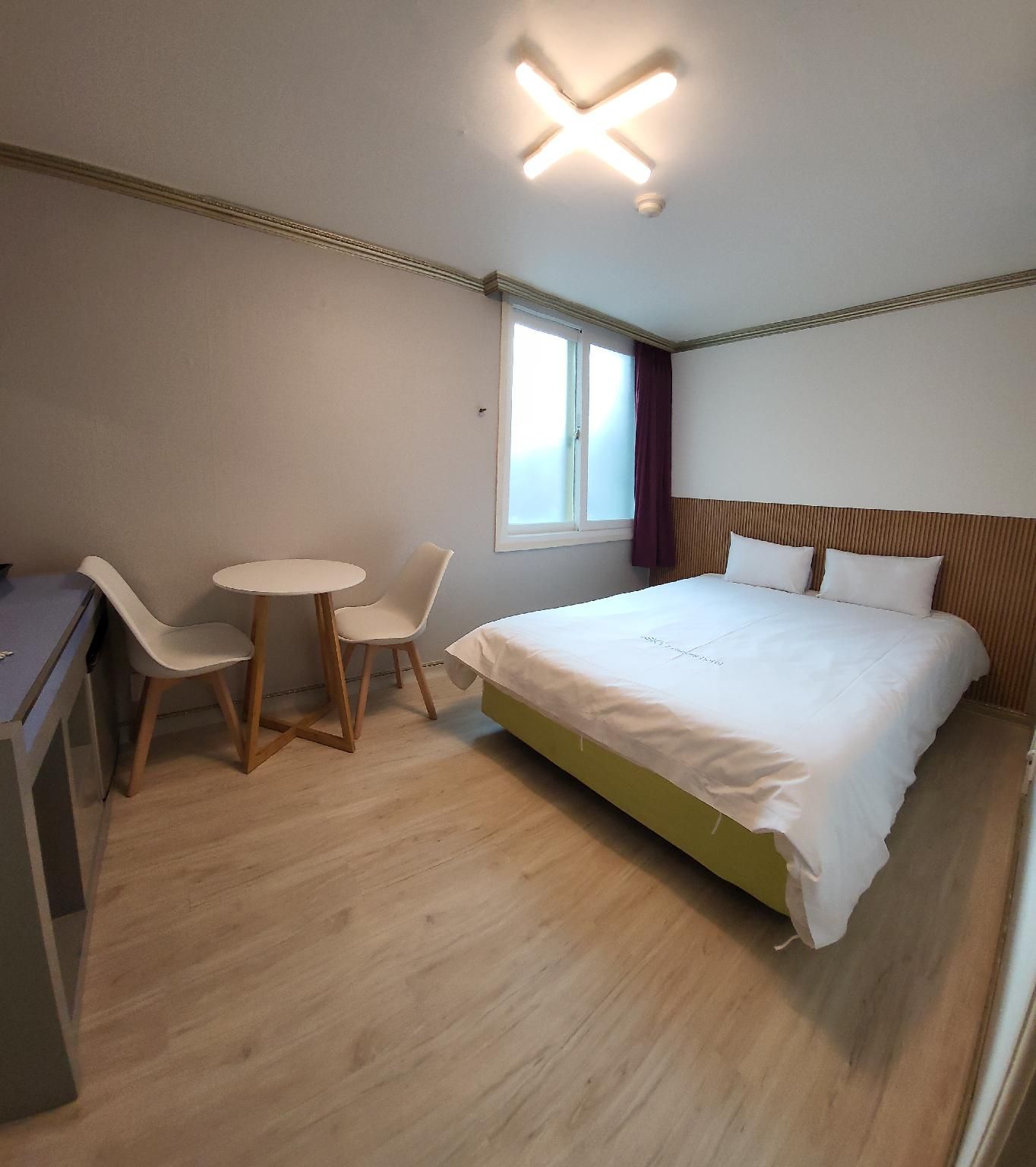 Emerald Ace Hotel Standard Double Room