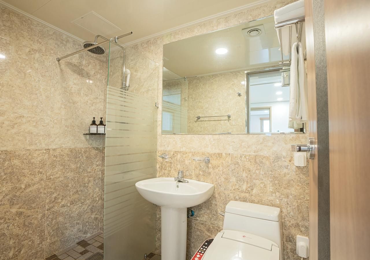 Family Suite with Sofa