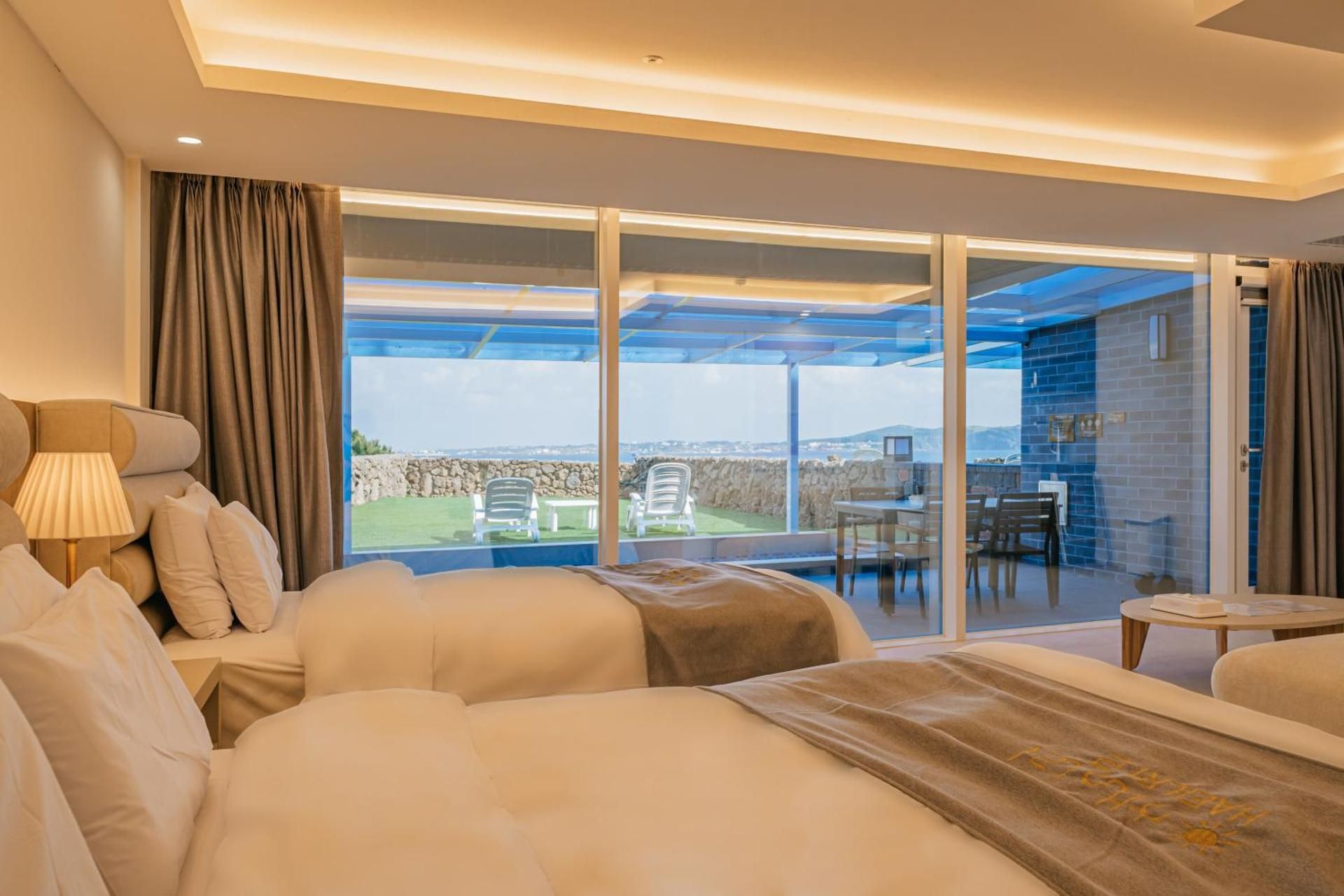 Twin Room with Terrace