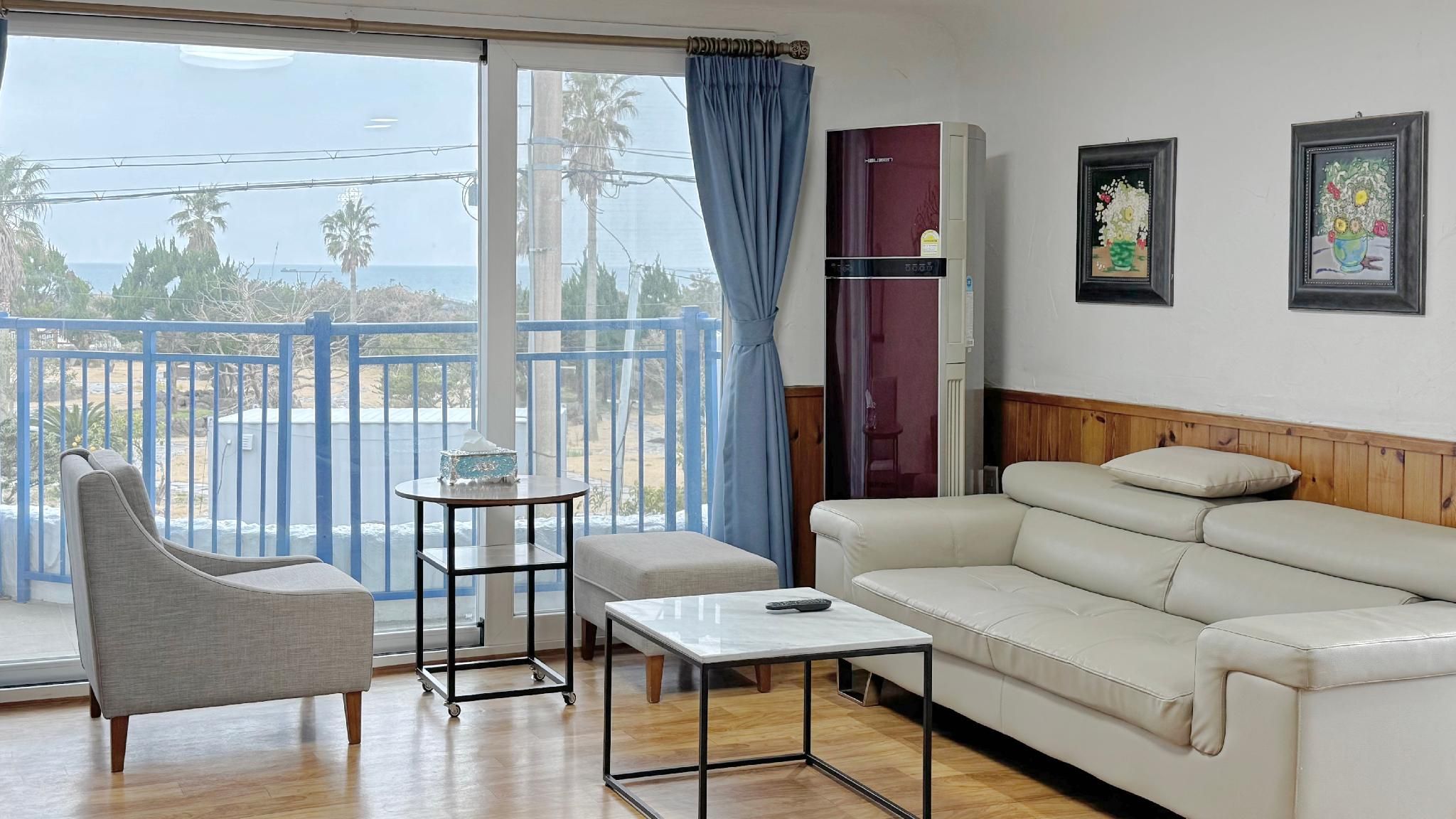 Superior - Non-Smoking