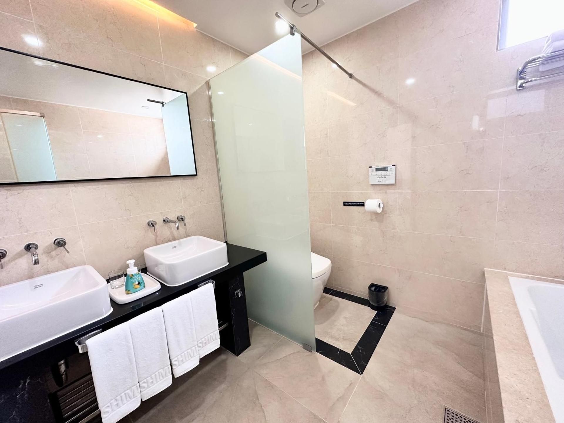 Double Room with Spa Bath