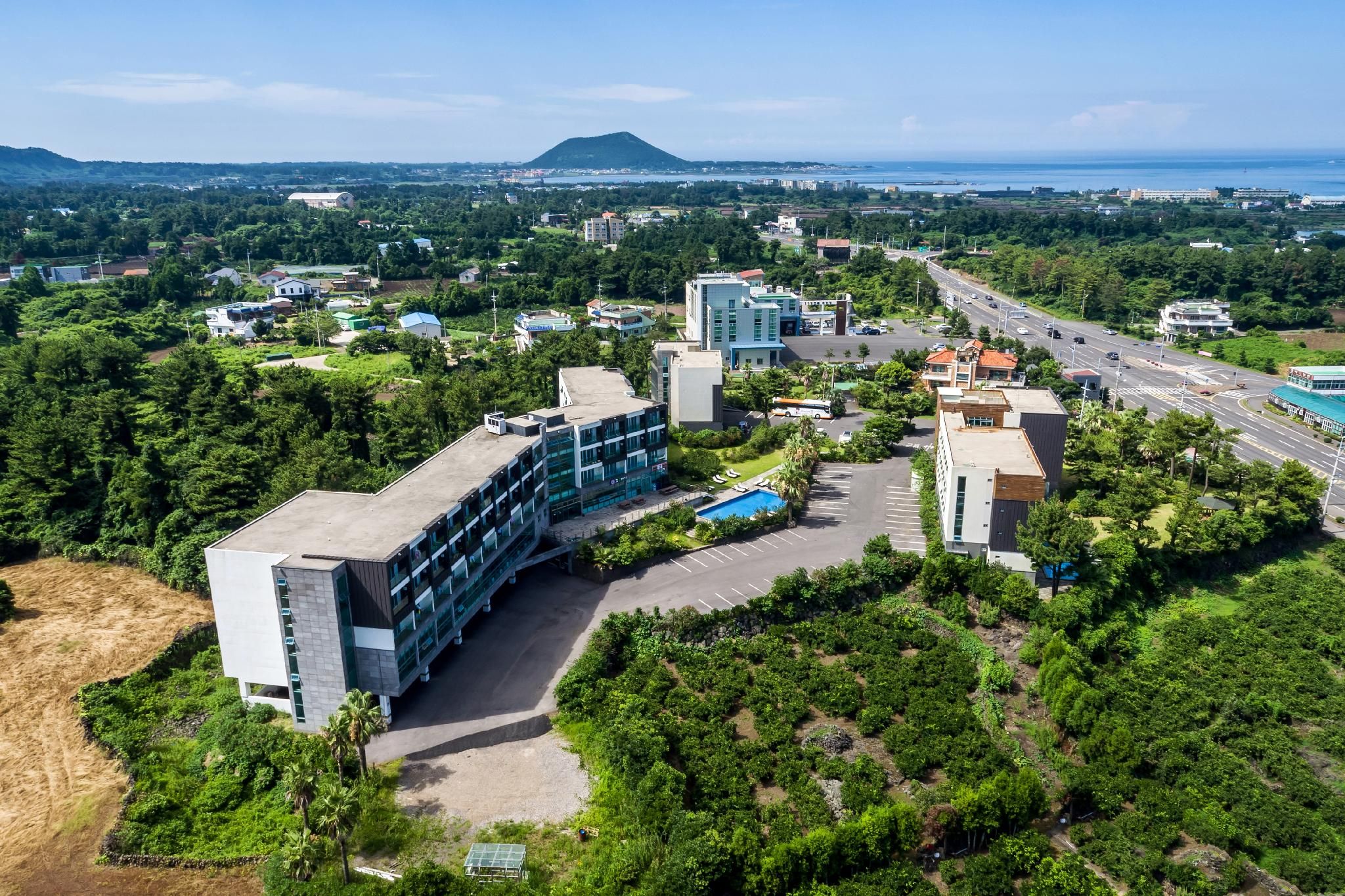Deluxe Twin Room with Sea View