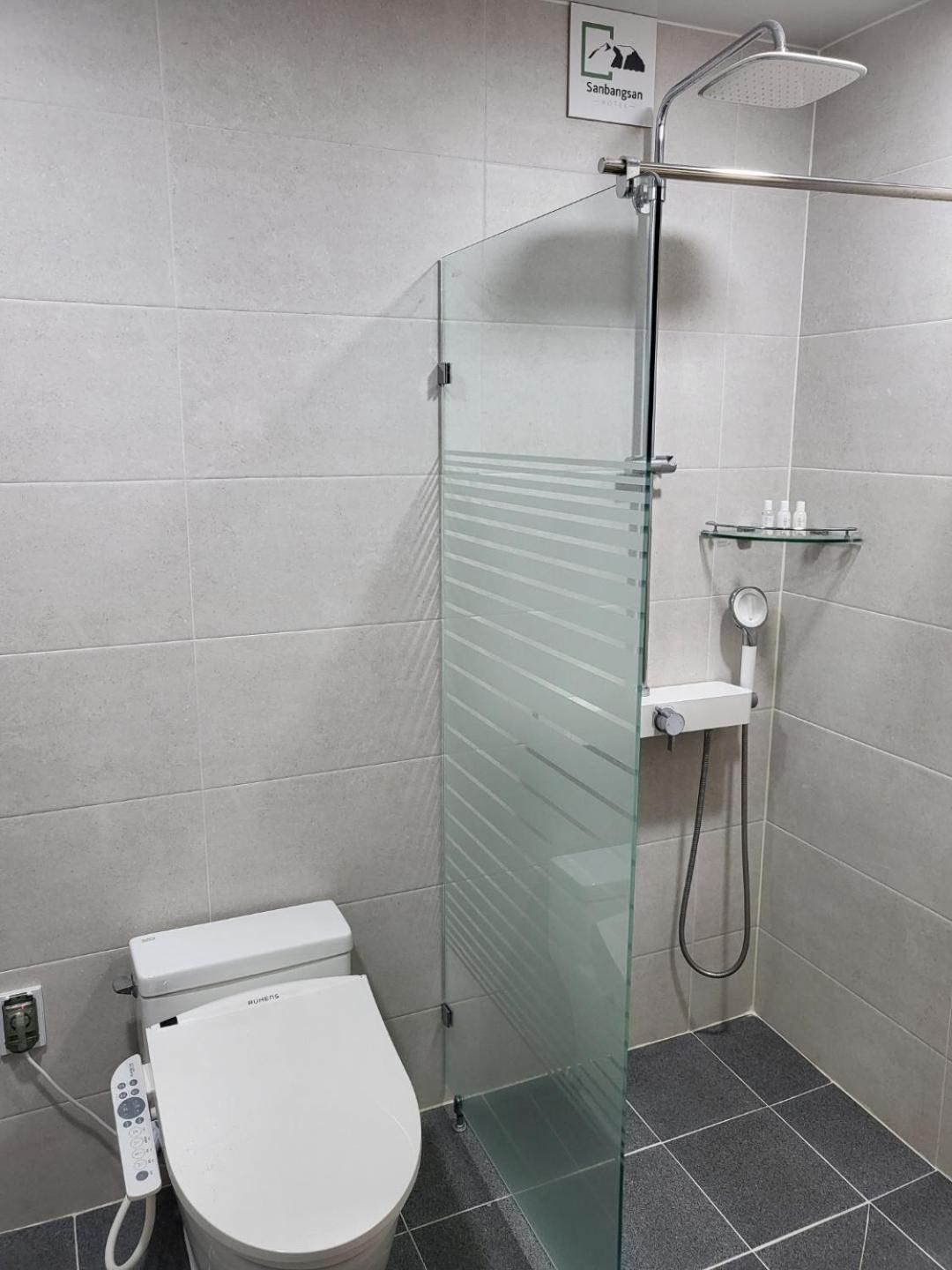 Special Offer - 24 hours stay, Deluxe Twin Room, Check-in from 11am check-out until 11 am