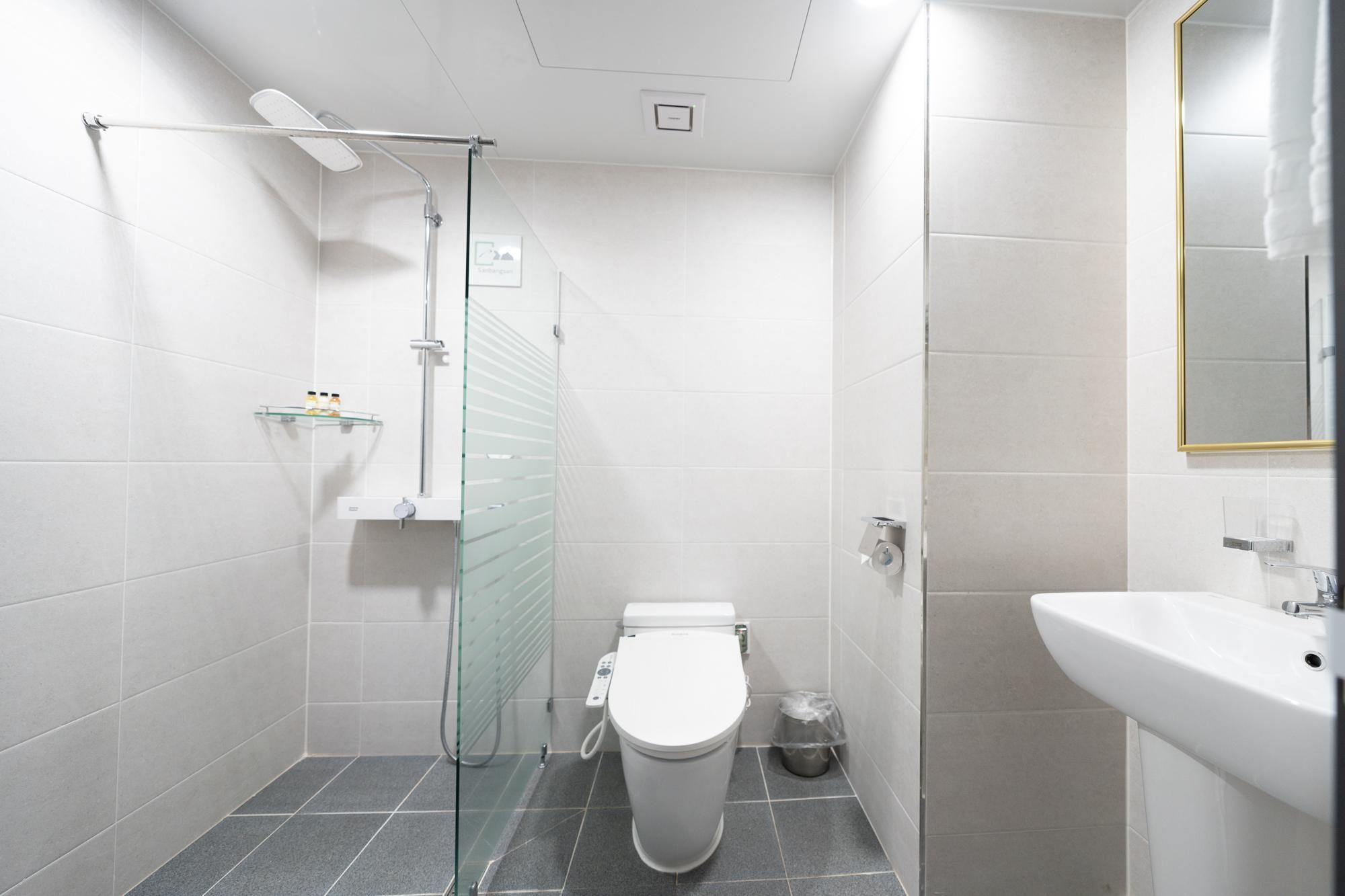 Pool Deluxe Double Room