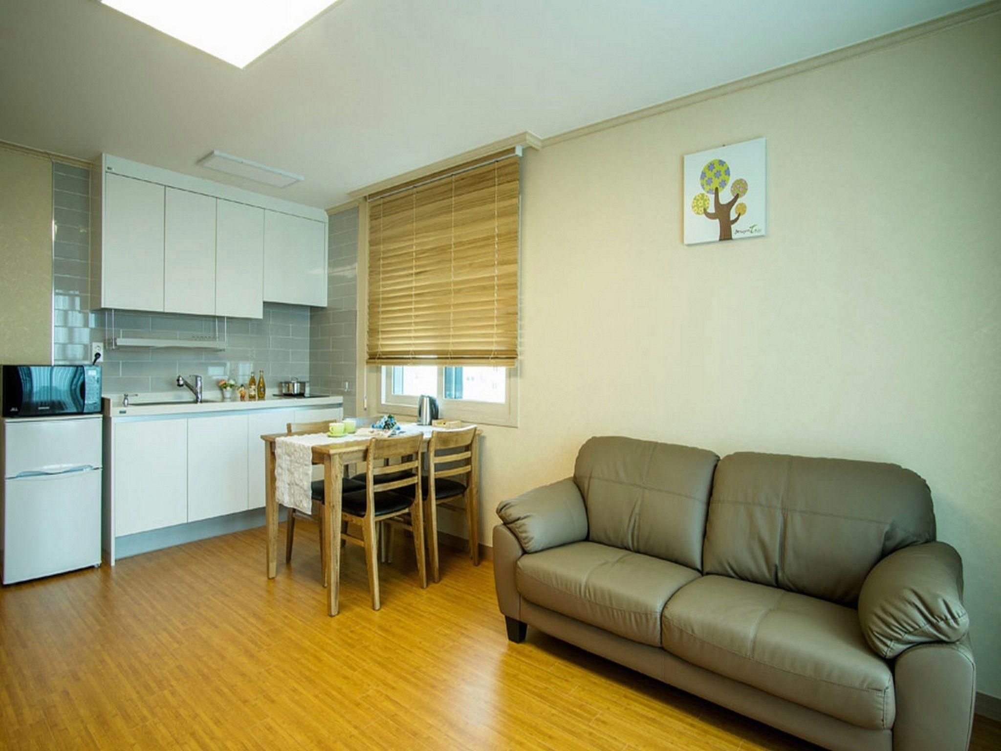 5d62f6e3547b58180946898c855b0078