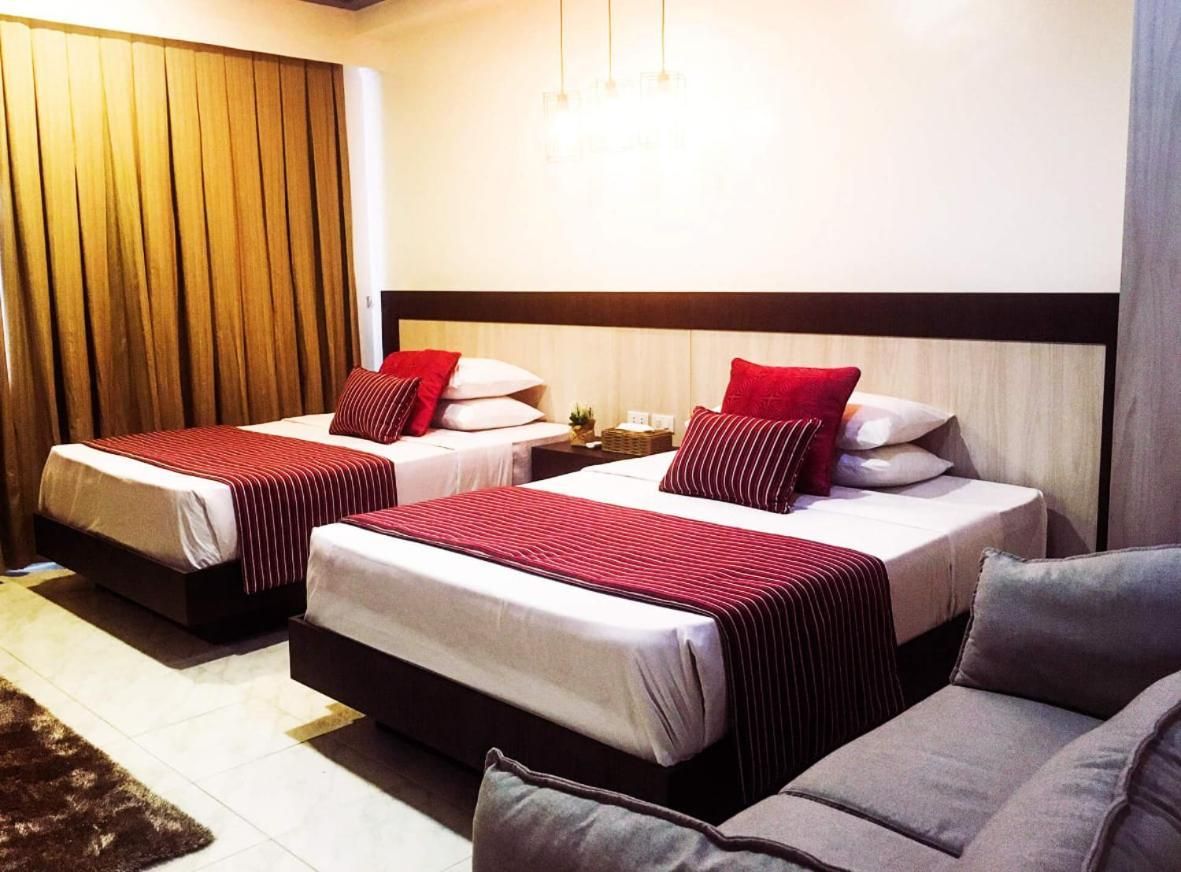 Royale House Hotel Davao powered by Cocotel Suite 2