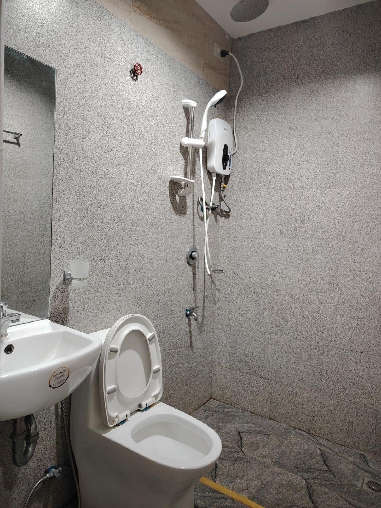 The JRJF Hotel near Tagum Terminal Deluxe Twin Room 3