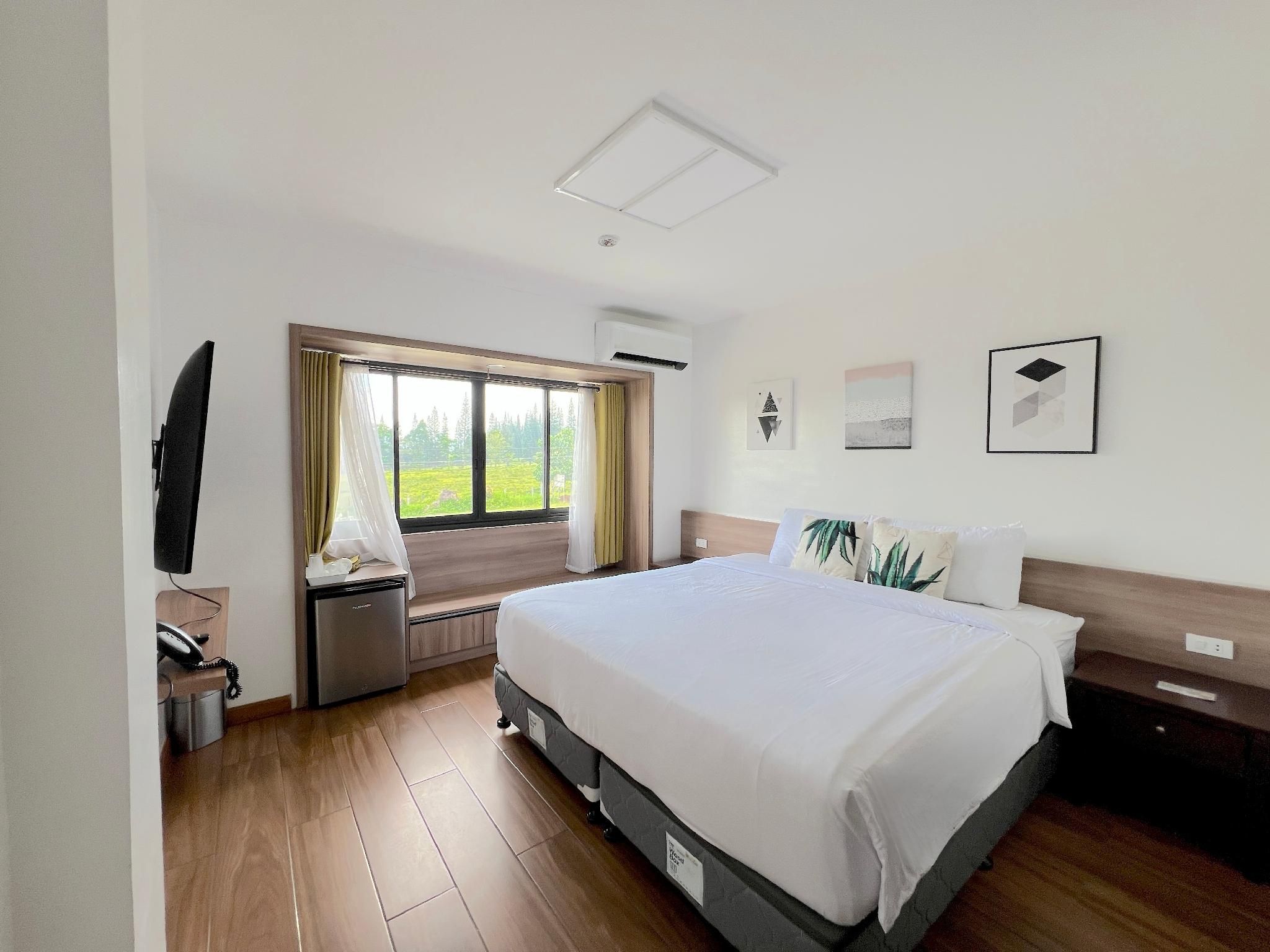 Superior Room King Bed