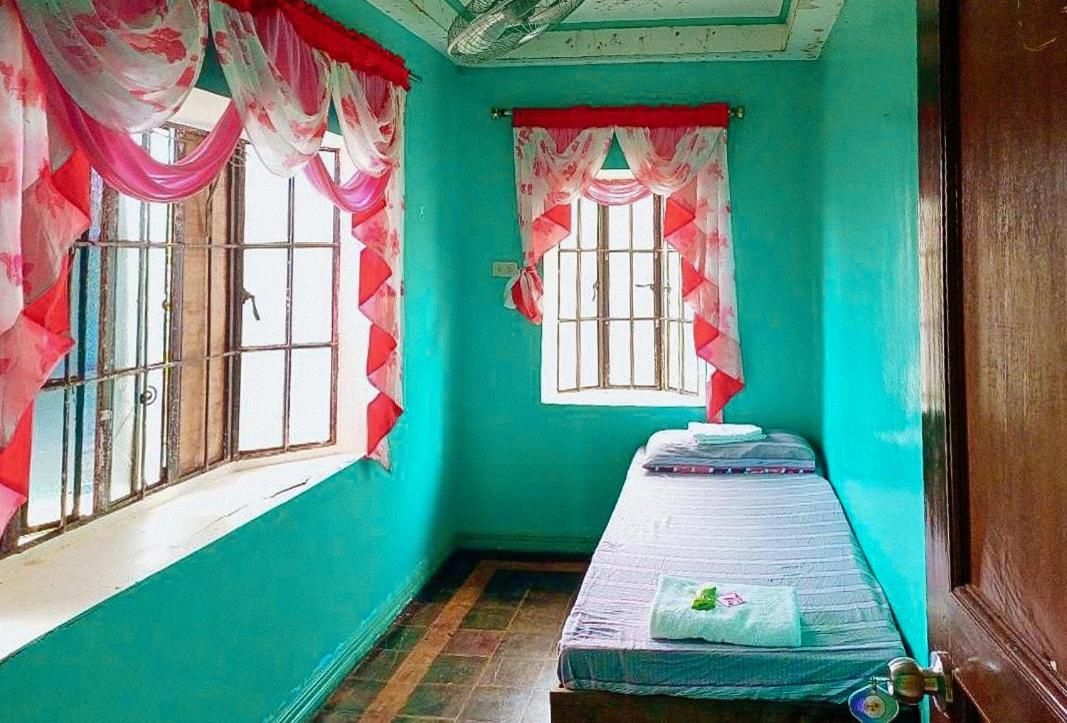 Economy Single Room