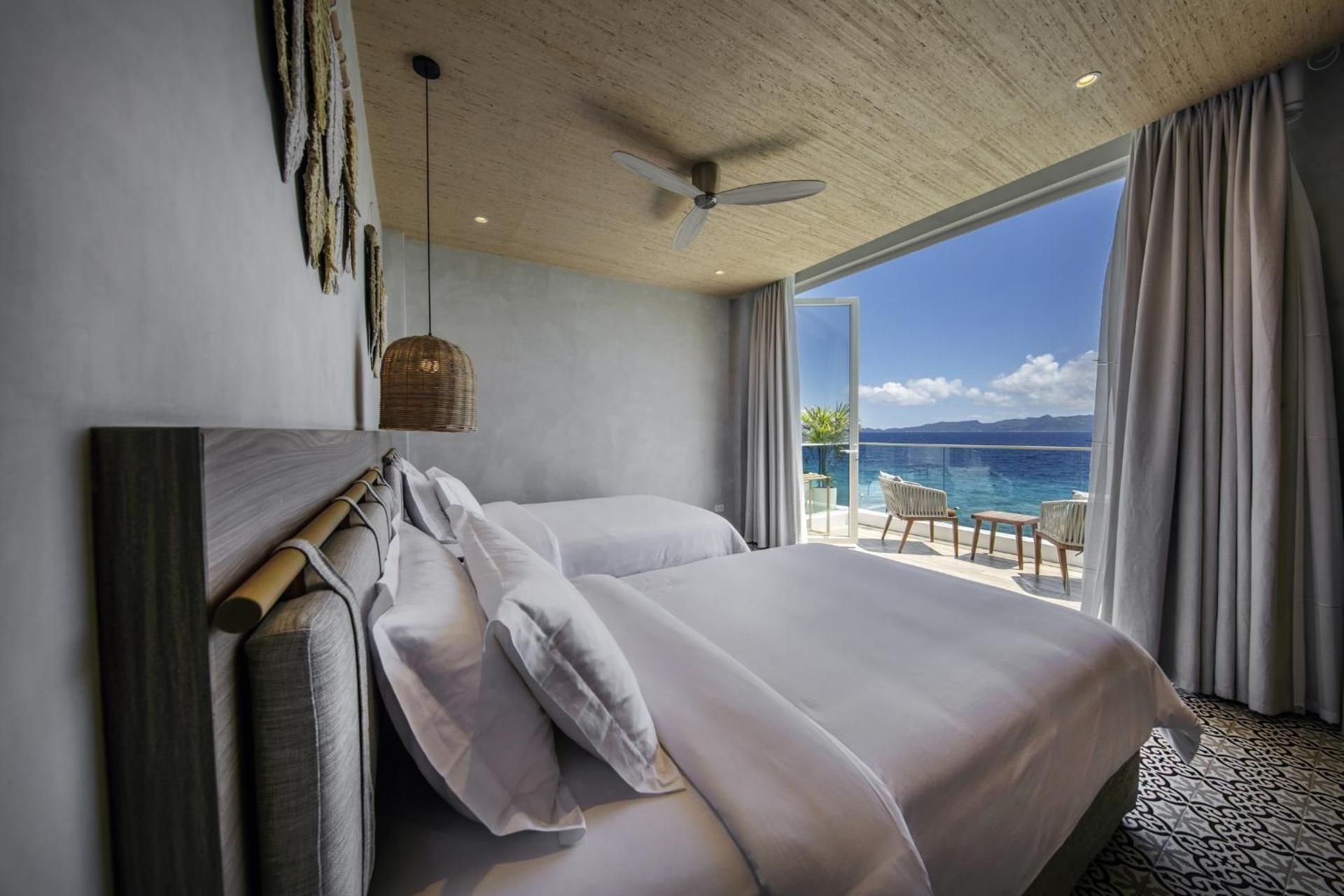Deluxe Double or Twin Room with Sea View