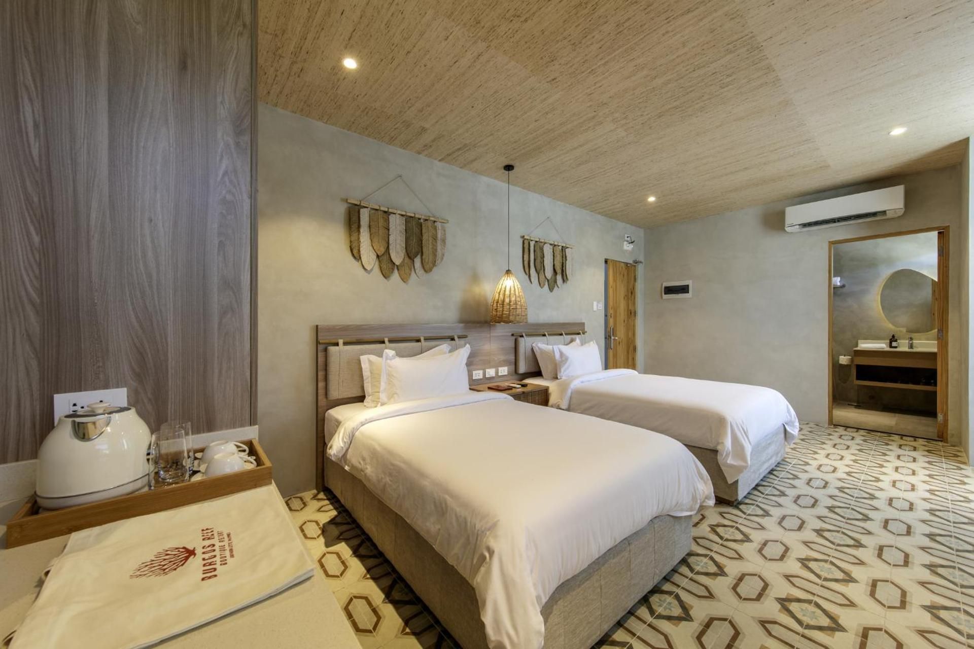 Deluxe Double or Twin Room
