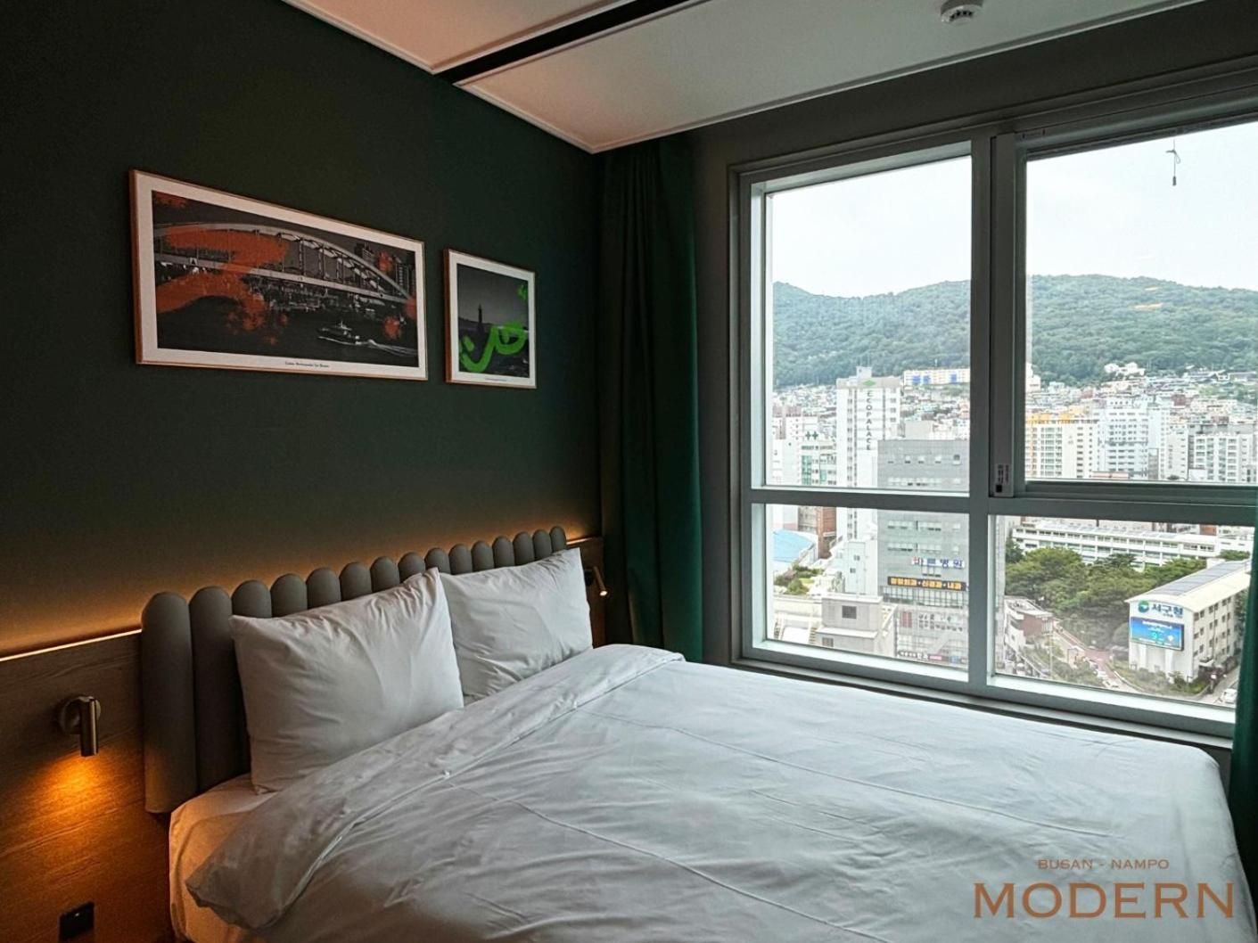 Brand New Residence with Family Double Room with Mountain View
