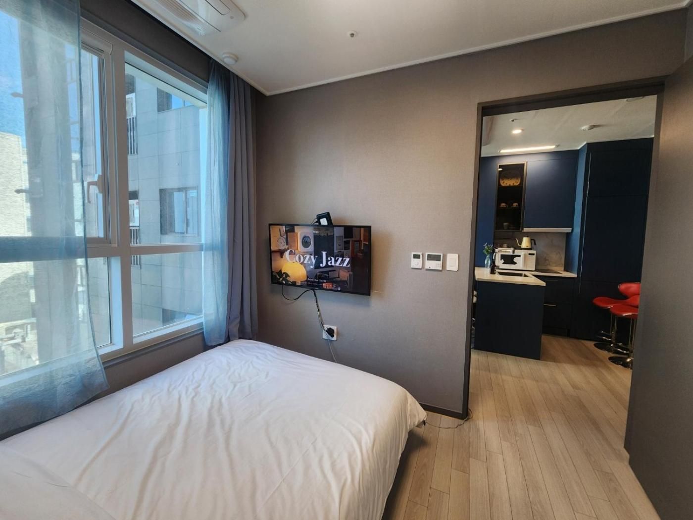 Brand New Residence with Family Family Room - Disability Access 2