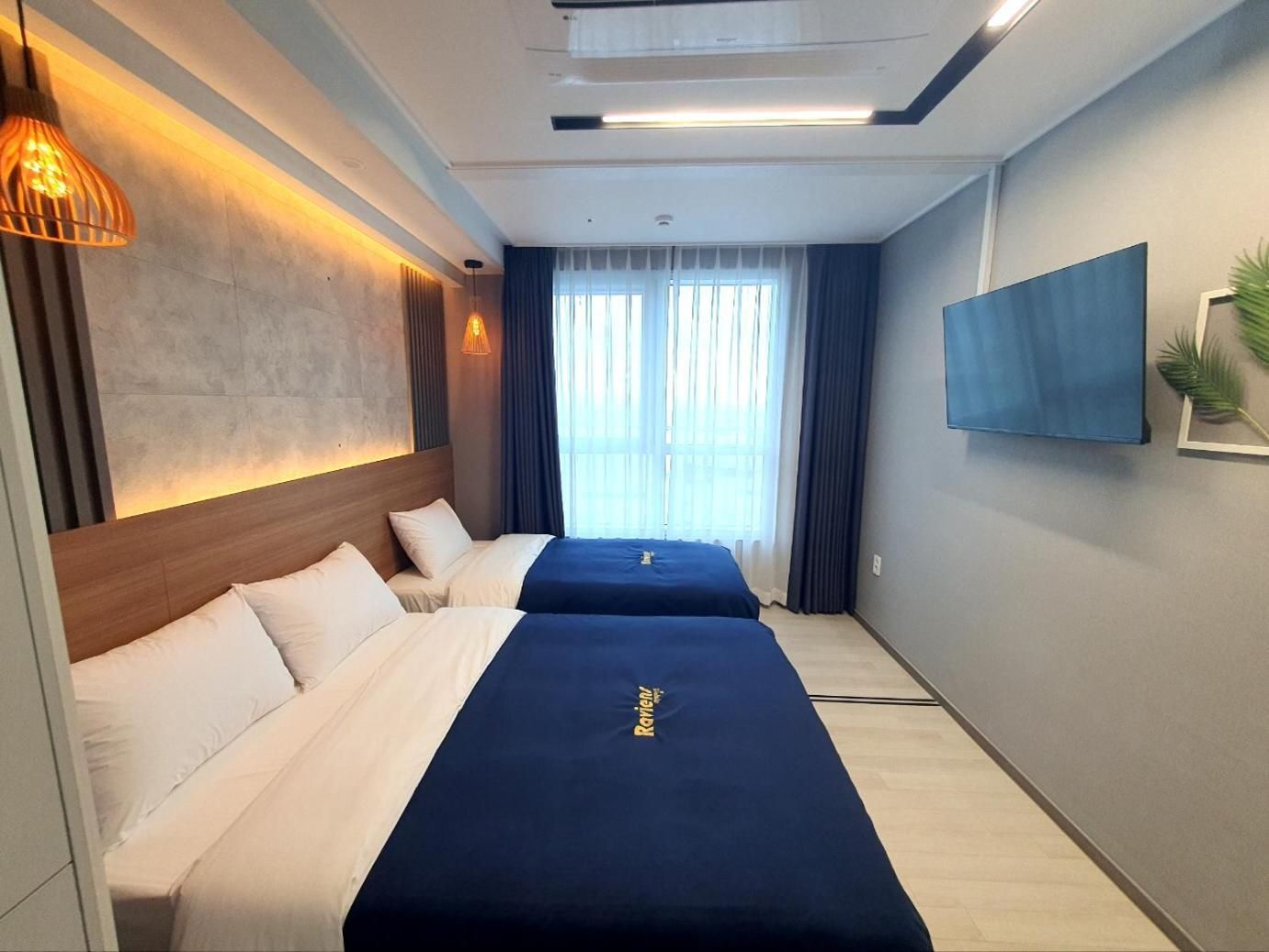 Raviens_Elliy's Room Deluxe Twin Room with Sea View