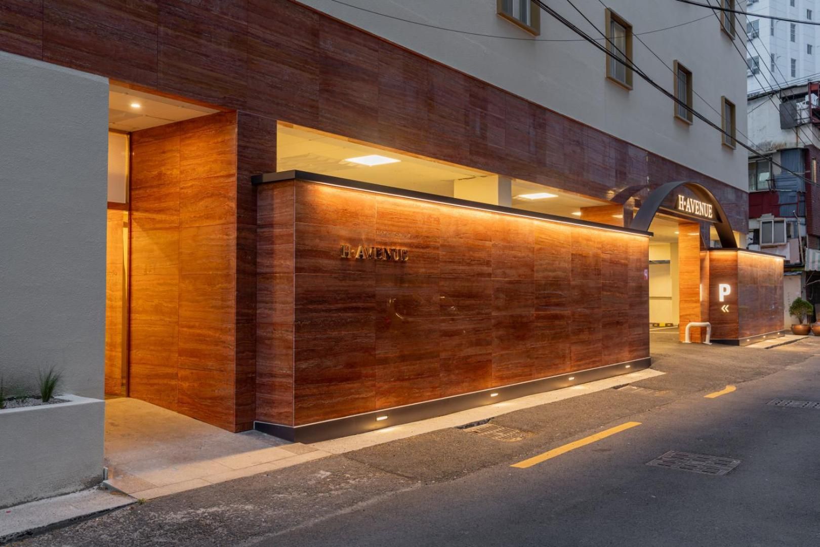 H. Avenue Hotel Moonhyun beach