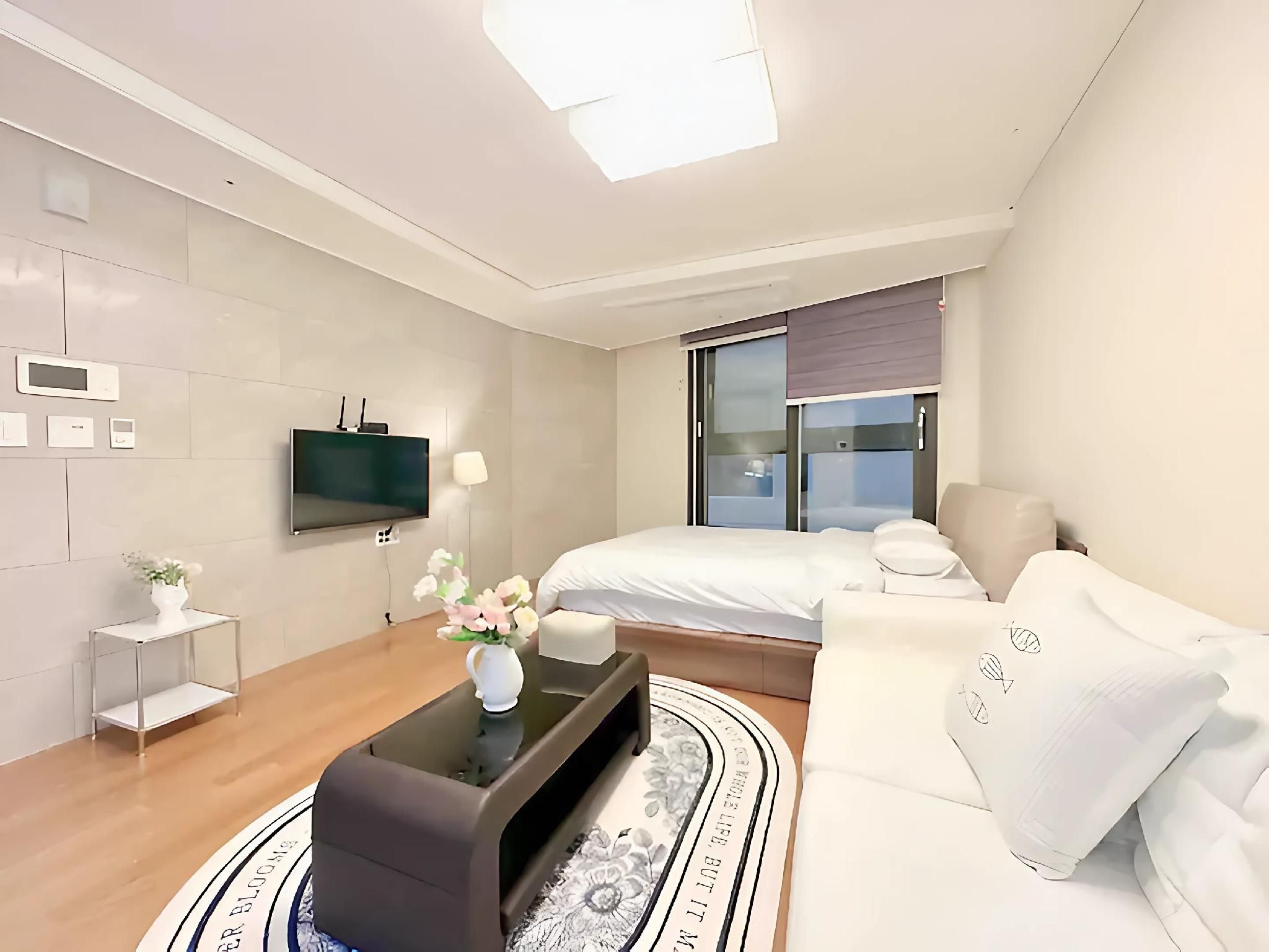 Hotel With Family Deluxe