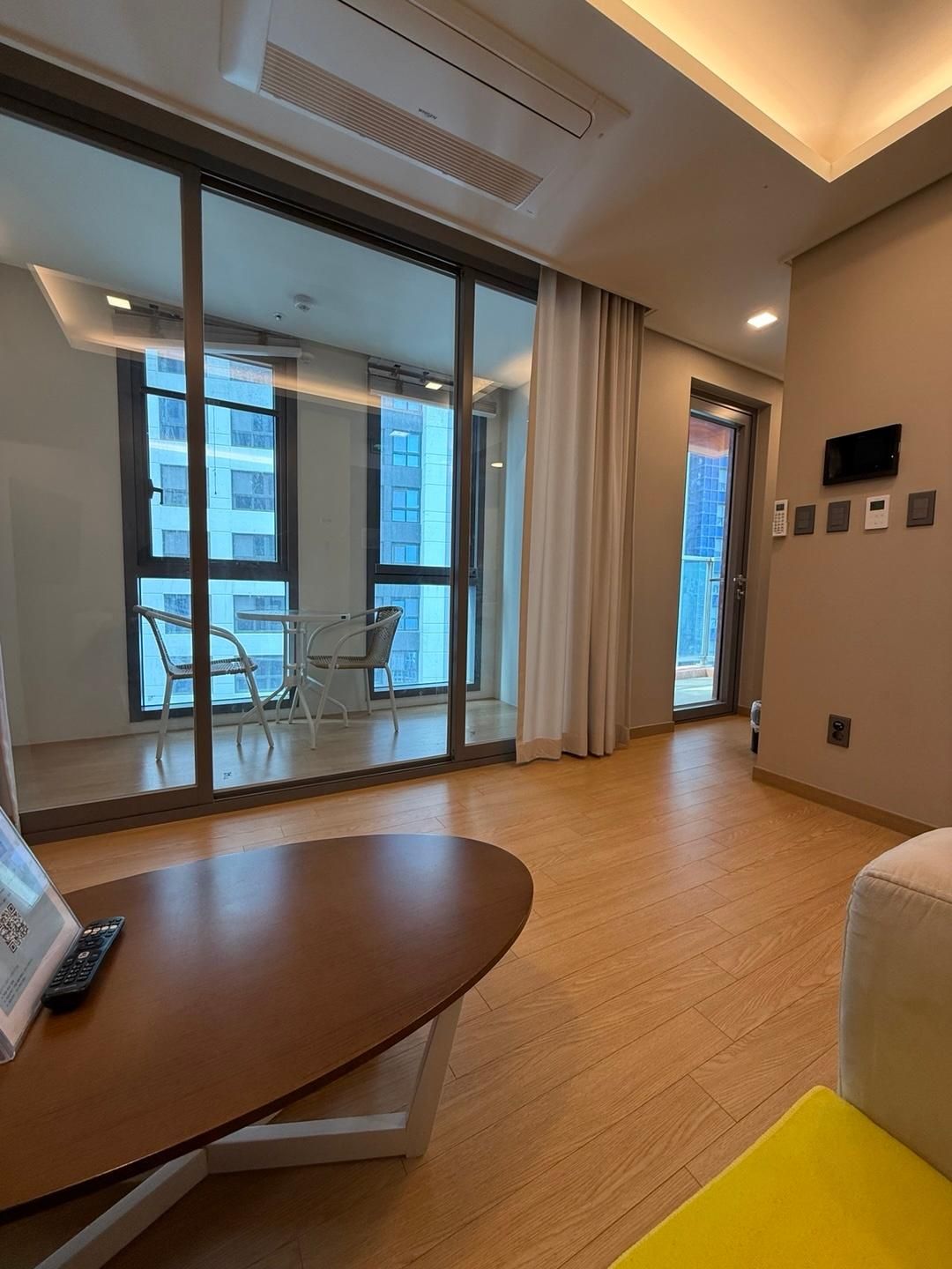 Standard Double Room with Window