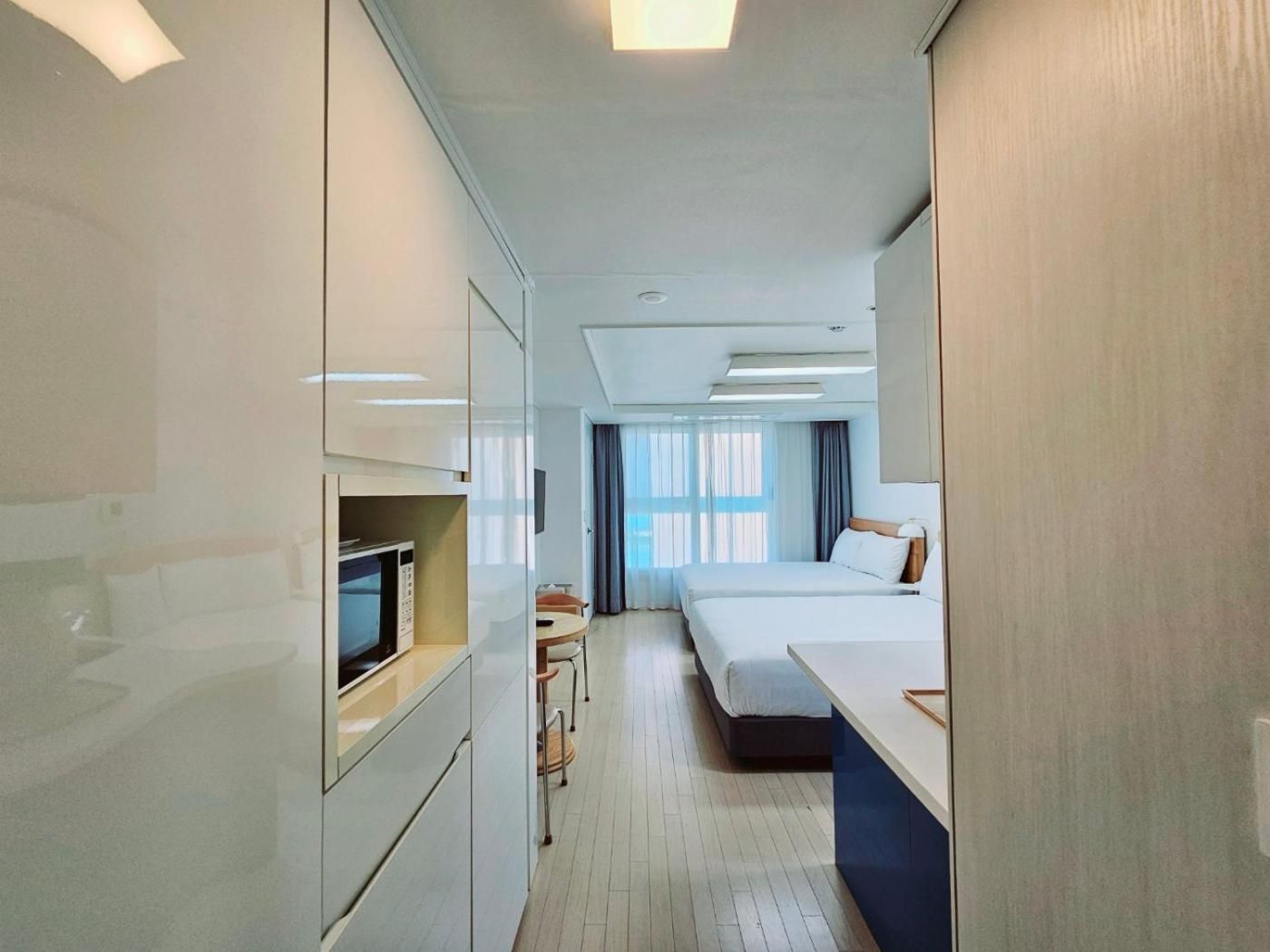 Jeoung's House - Ciel de Mer Studio 3