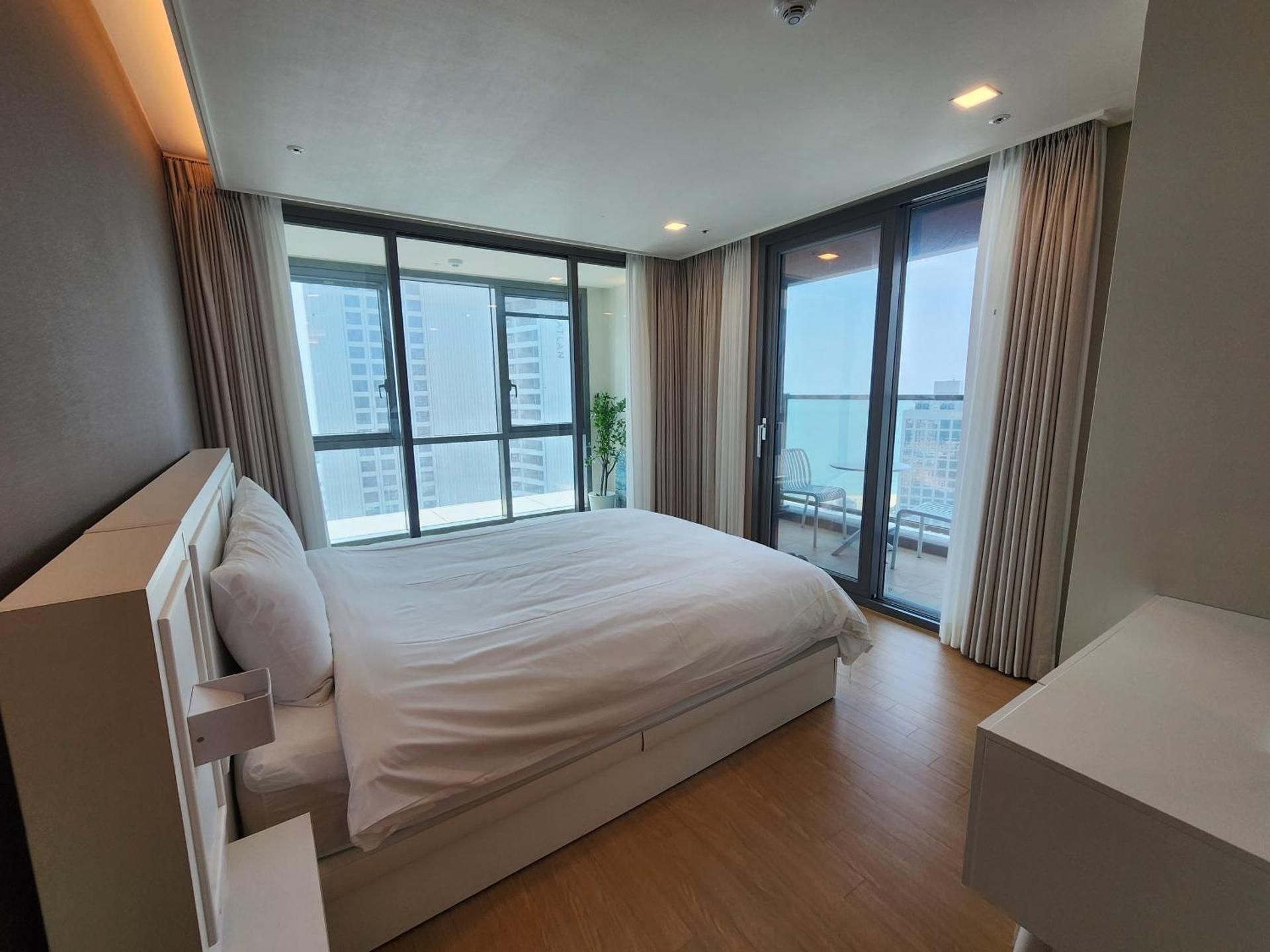 Double Suite with Terrace & Ocean View