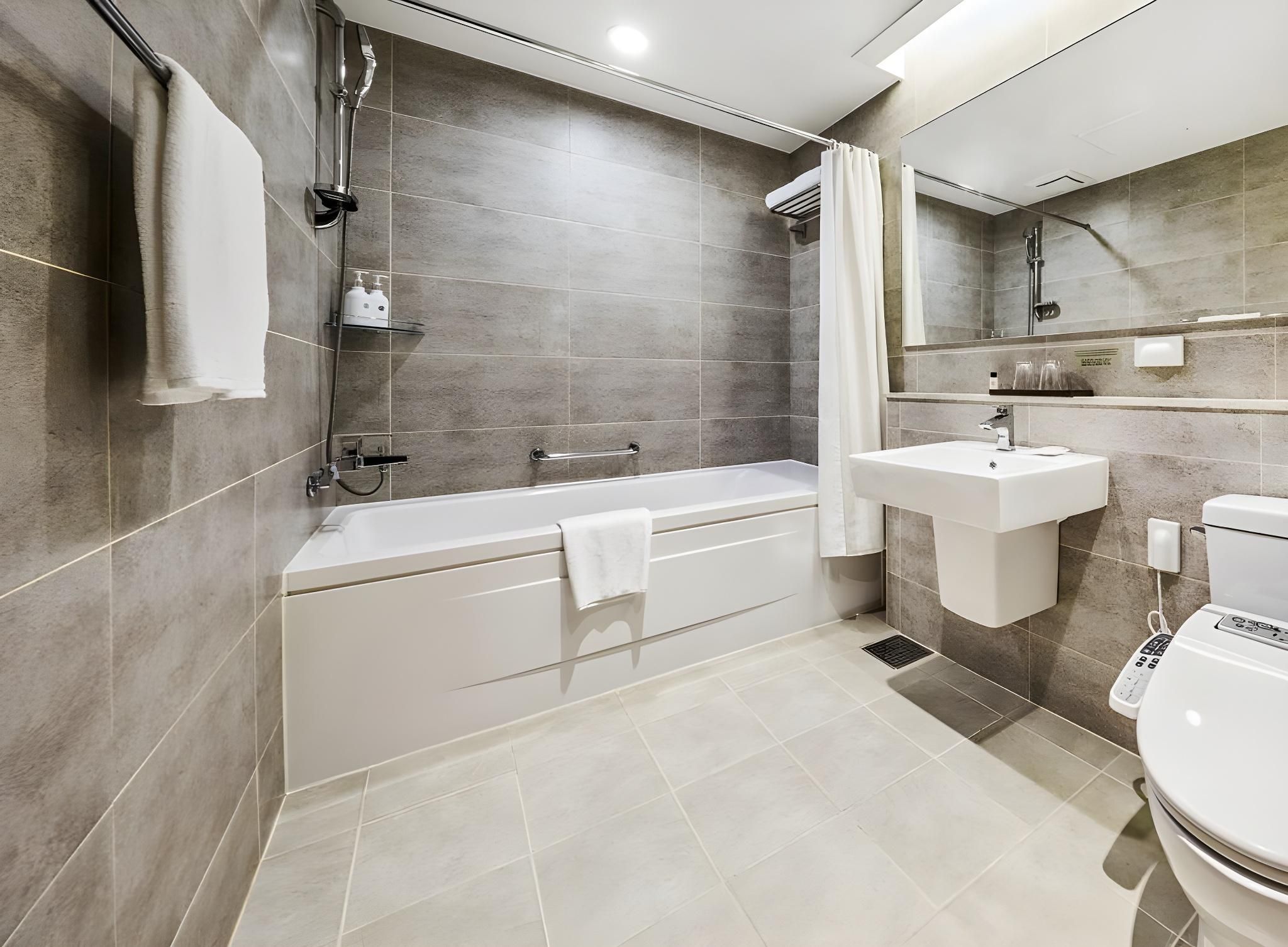 Haeundae Wide Ocean View Residence Ocean View Family Suite B - High Floor 2