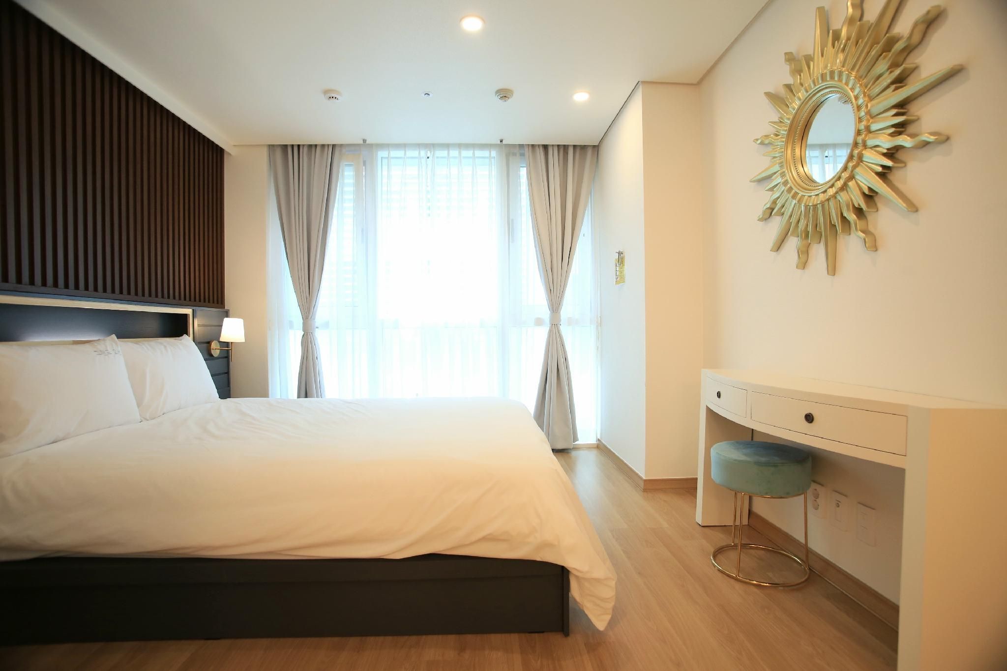 Deluxe Double (Renewed Room)