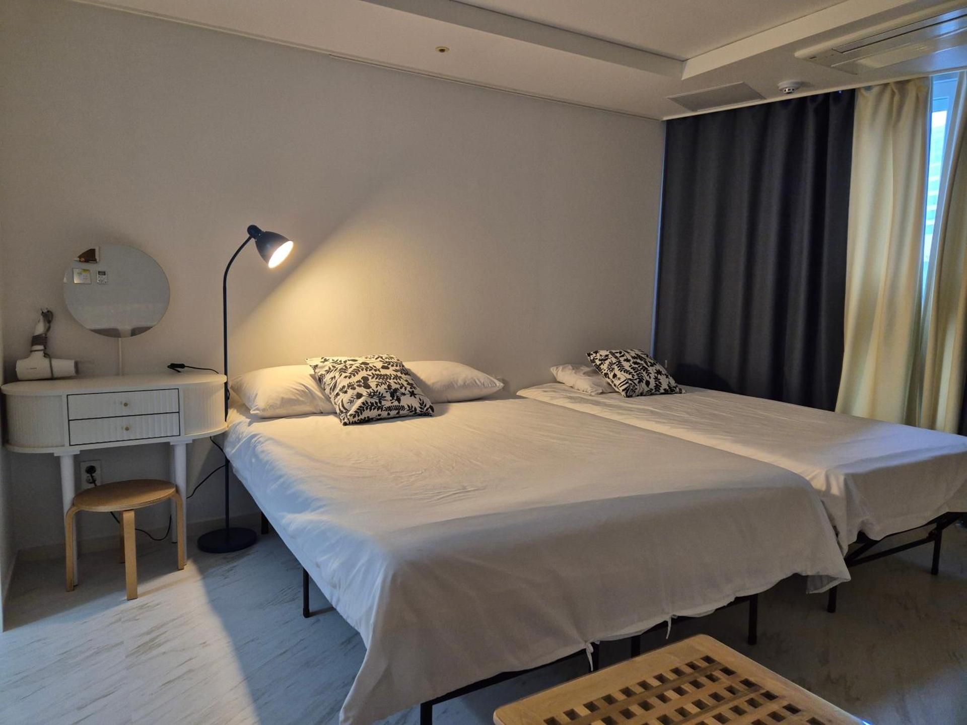 Hotel Irua Haeundae Superior Twin Room with City View