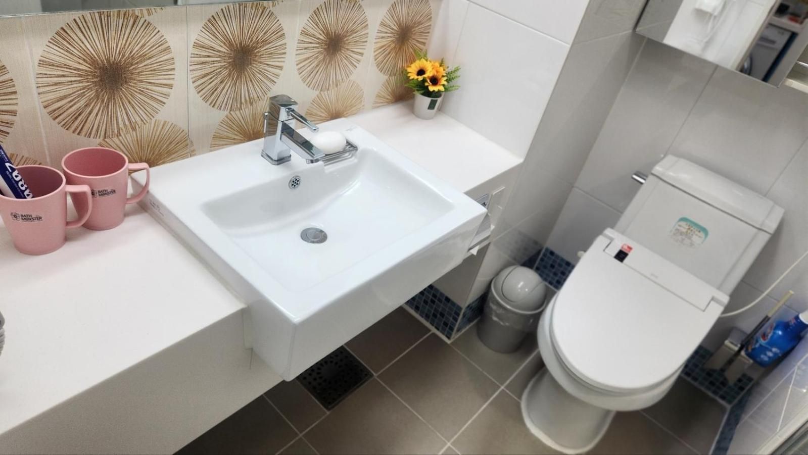 Haeundae Bada Stay Deluxe Double Room 3