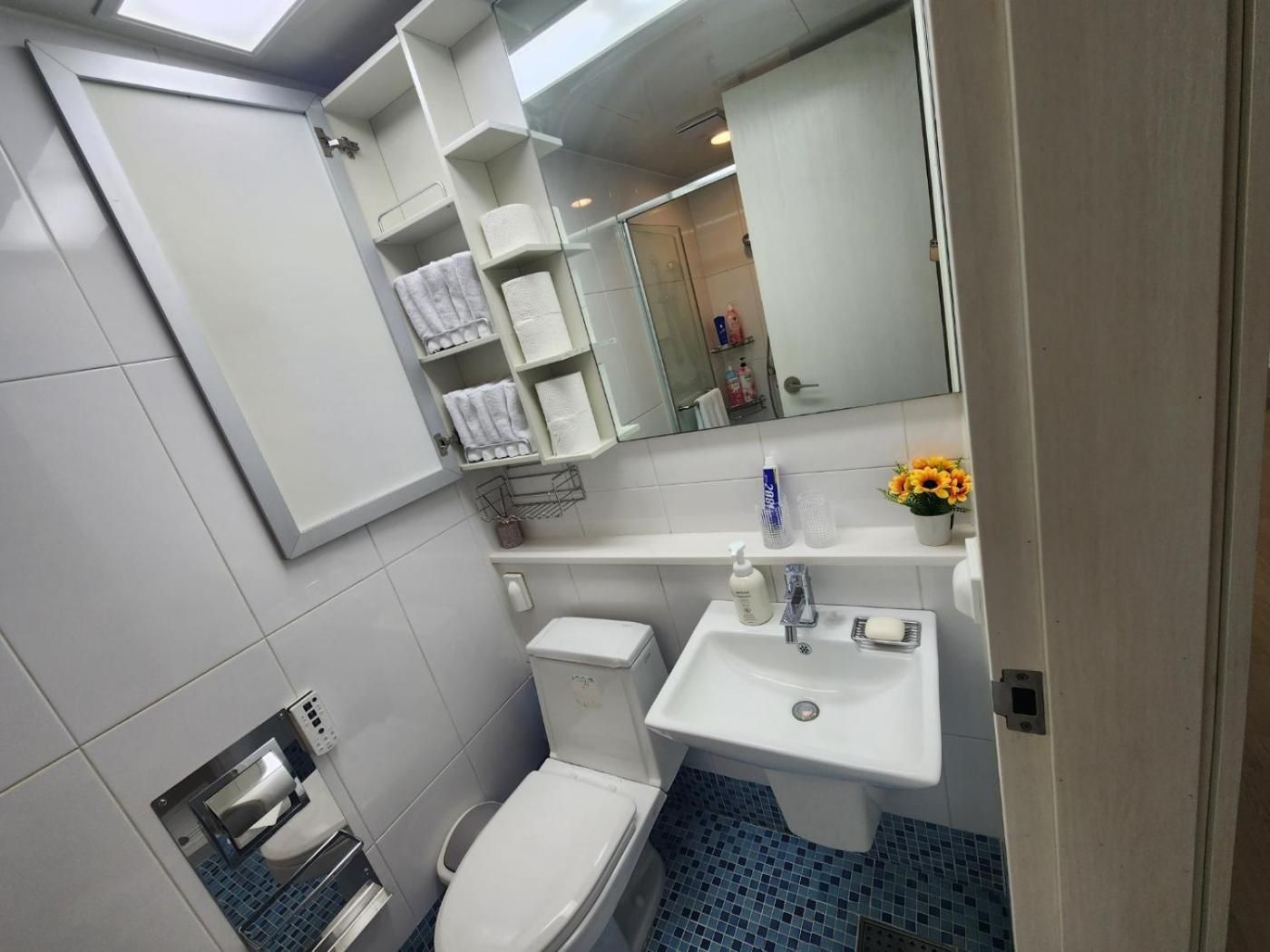 Deluxe Double Room with Shower
