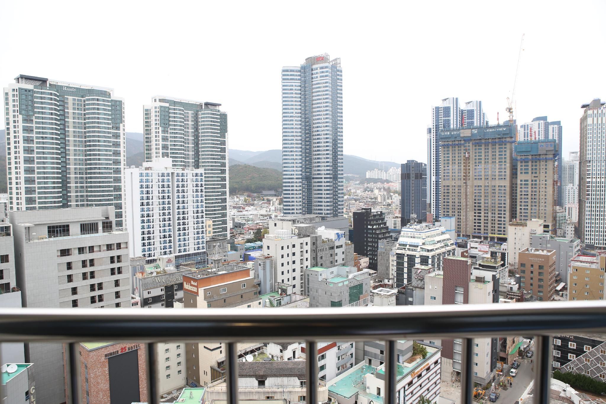 Standard to Deluxe Double City View - Room Upgrade