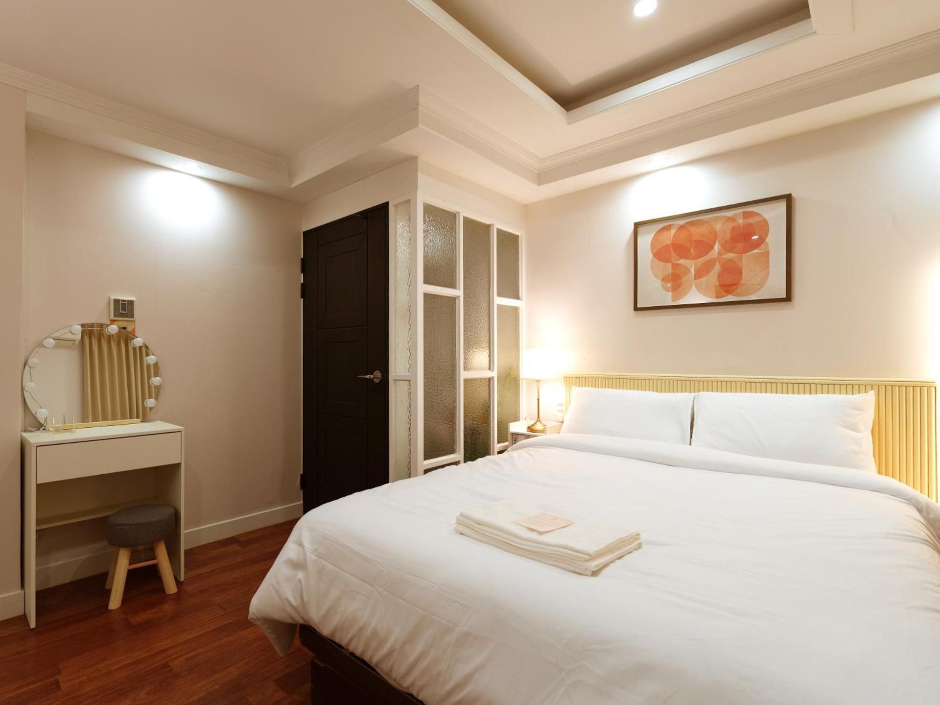 Run of House - Check-In After 7PM