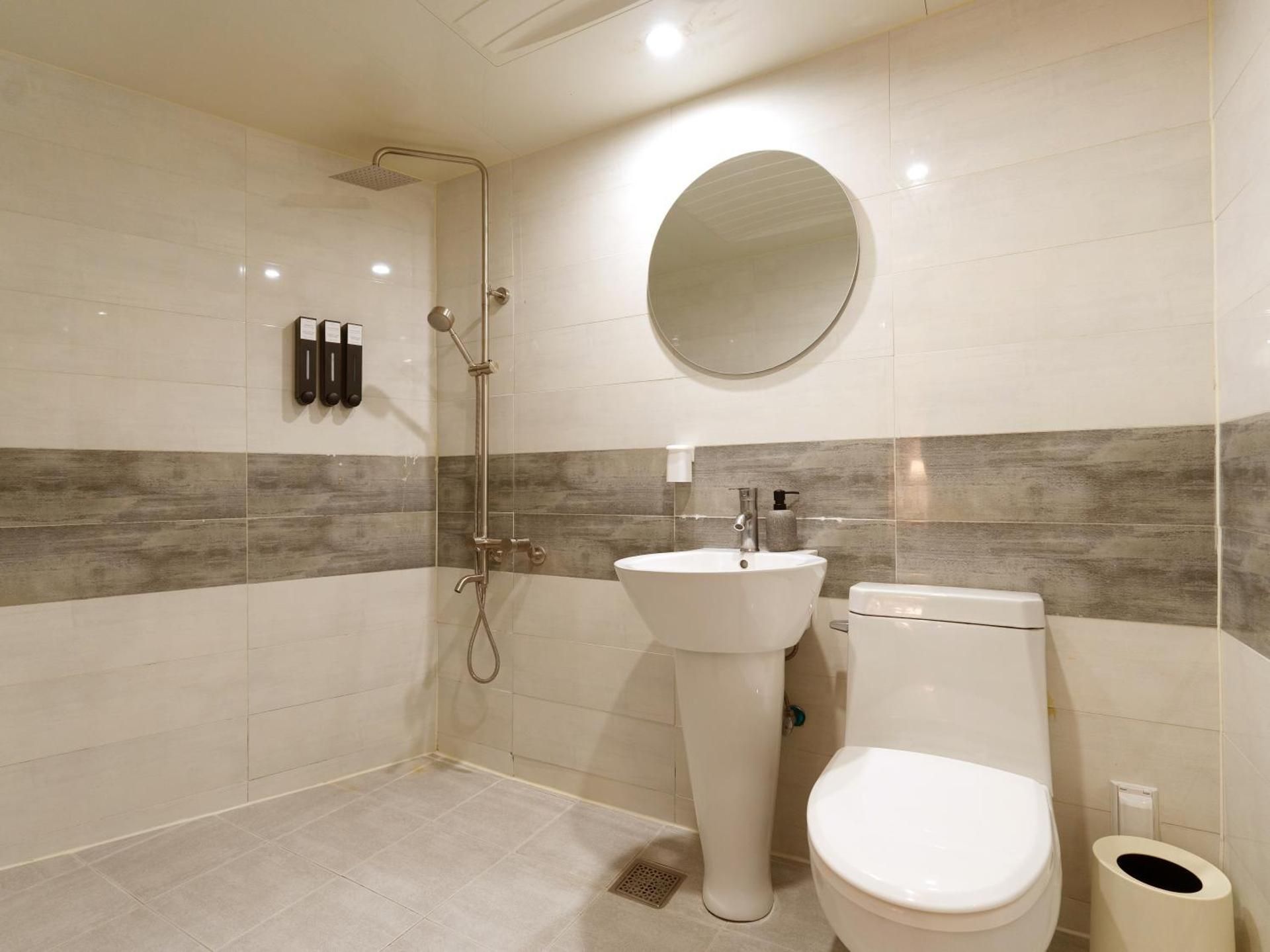 Run of House - Check-In After 7PM