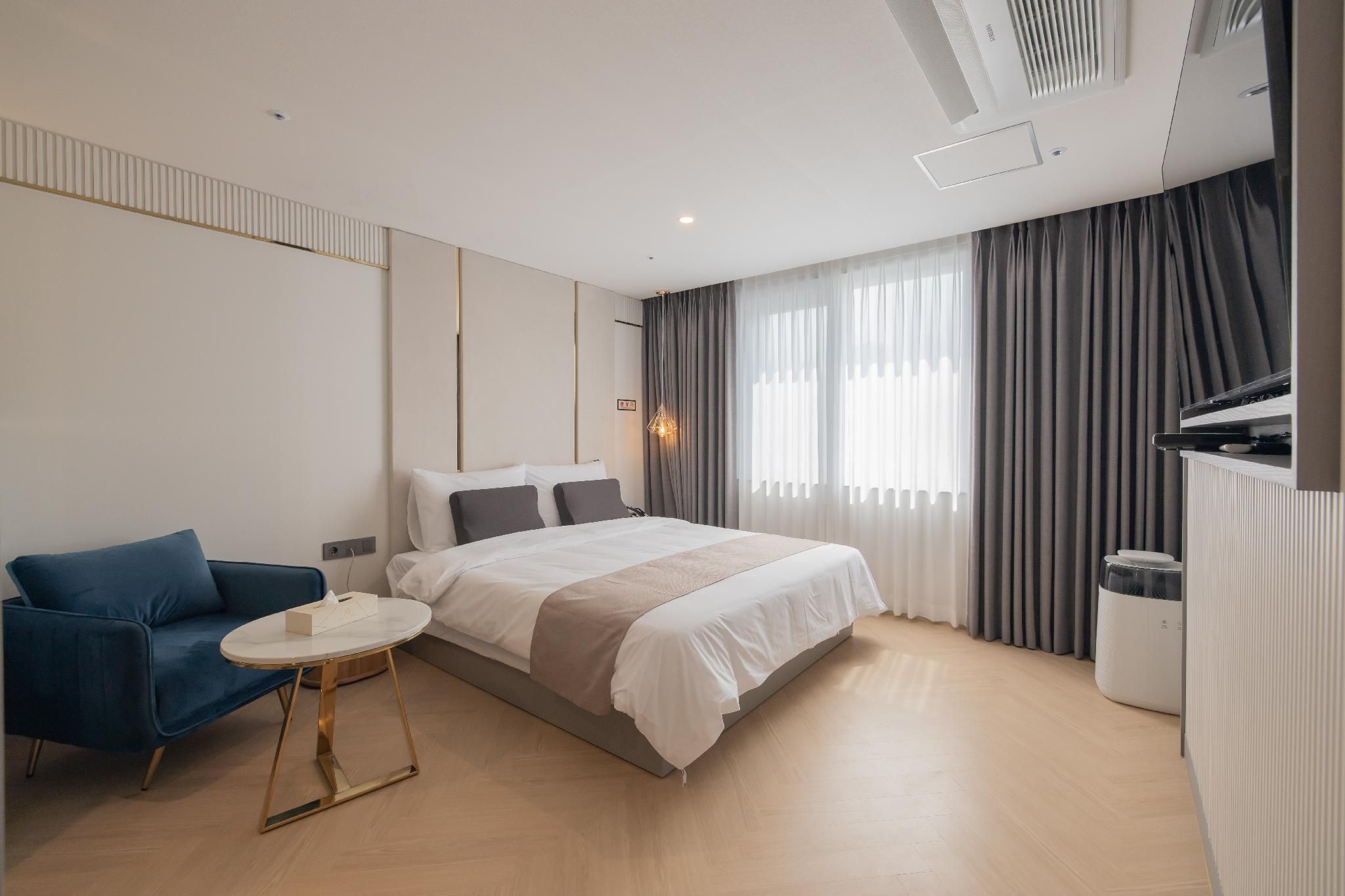 Special price opening in August 2022 - Superior Business (Netflix, TVING) (6 types of OTT including