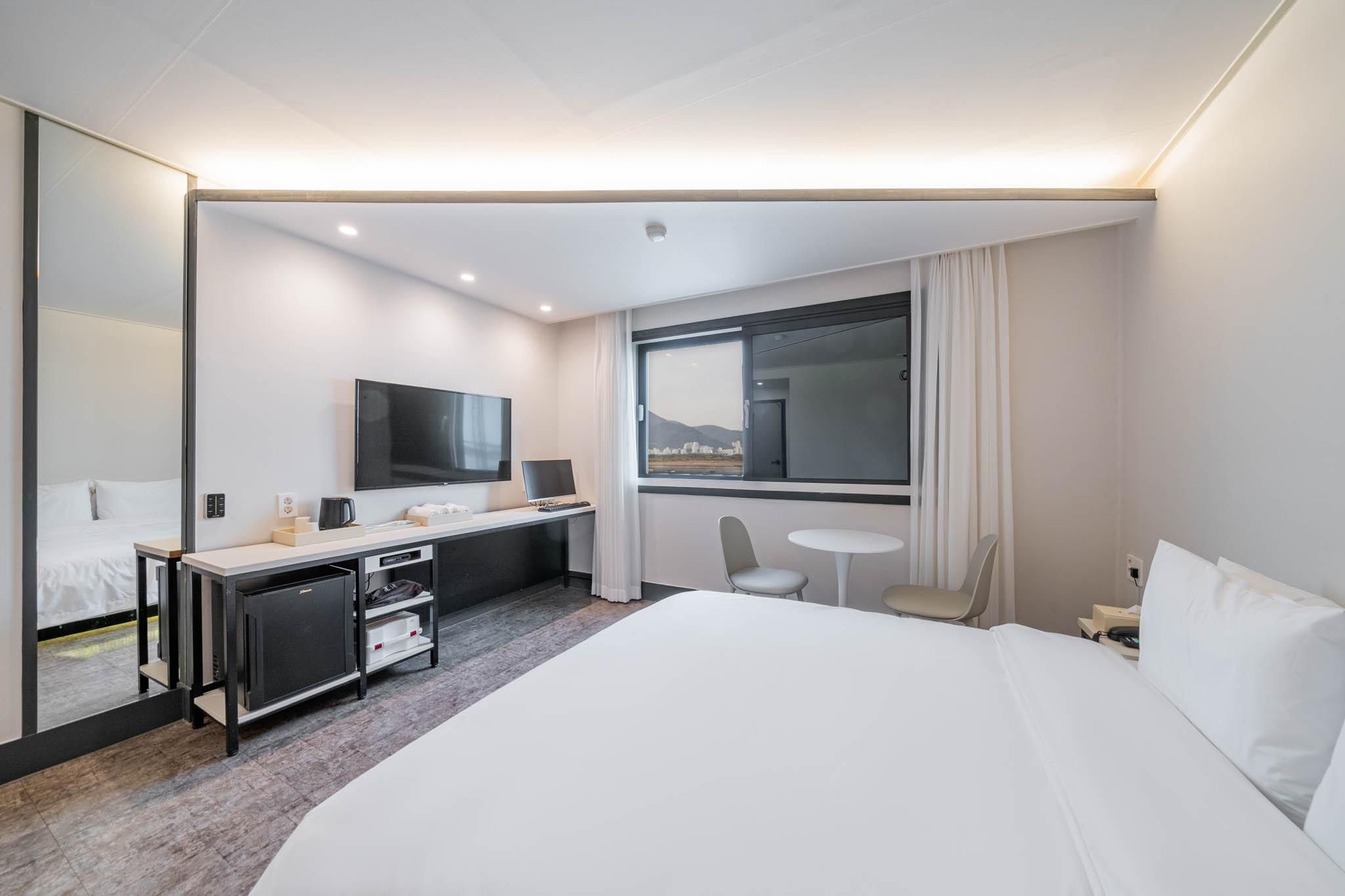 8c56d893eecaa6c45f9f98d625cd27be