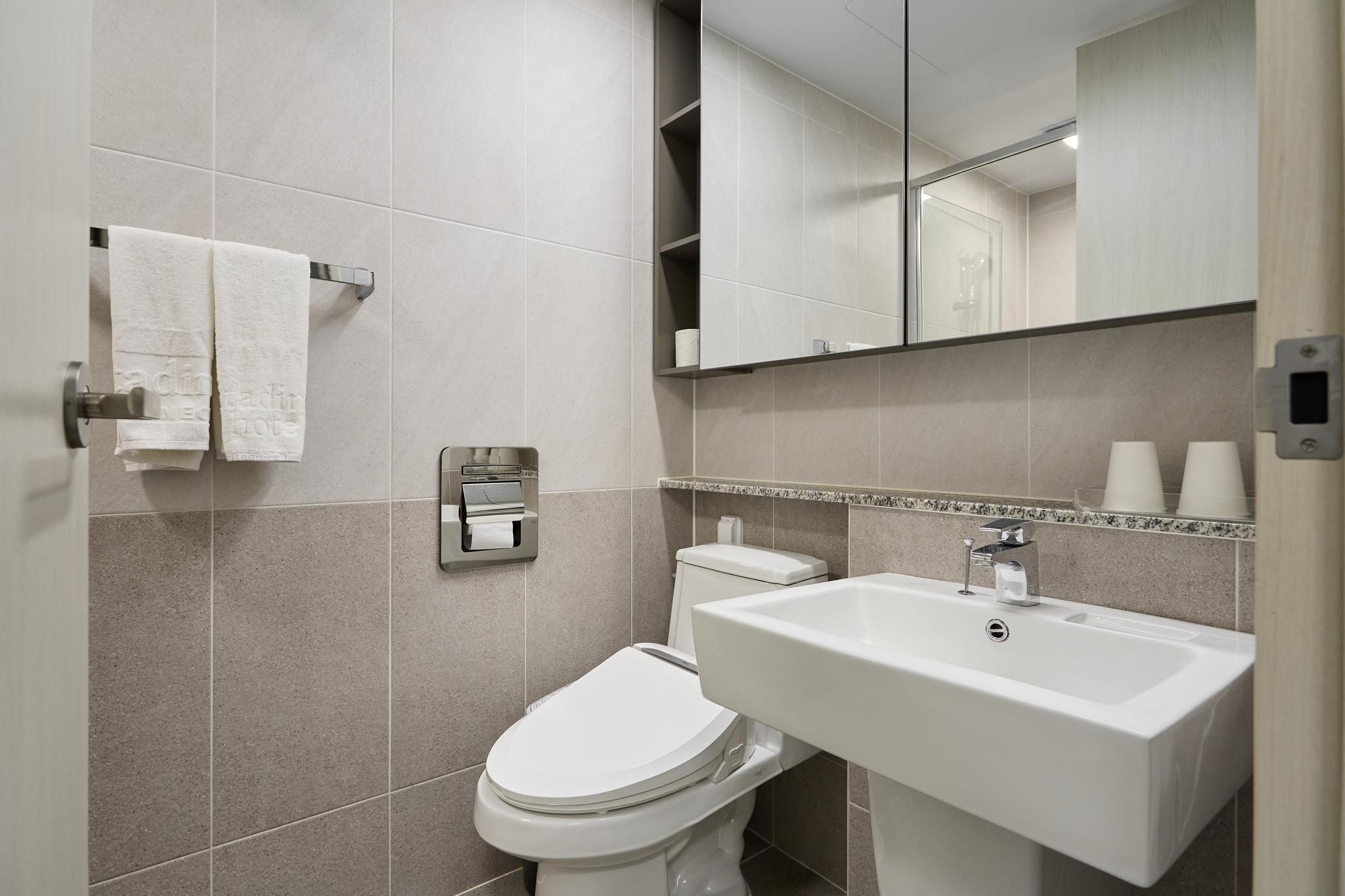 Cabin-C Ocean View Double