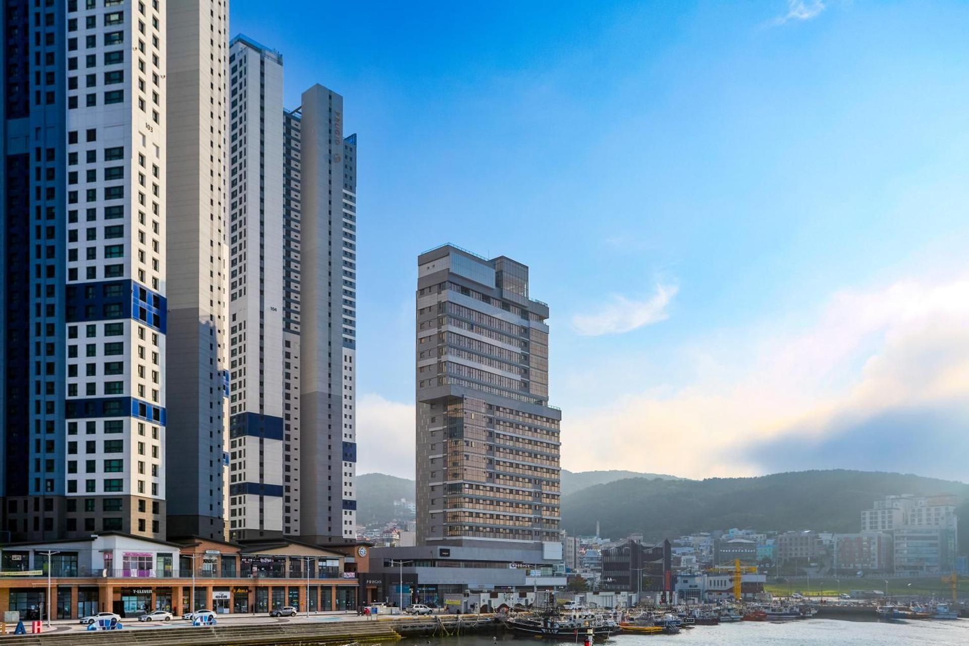 Busan GrazieHotel