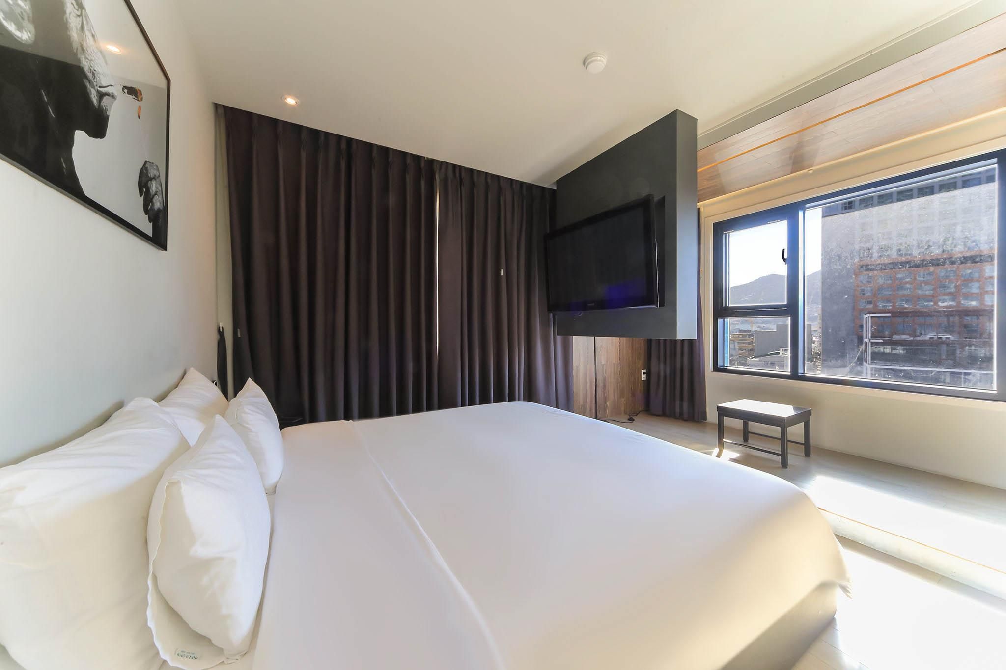 VIP Ocean View Suite