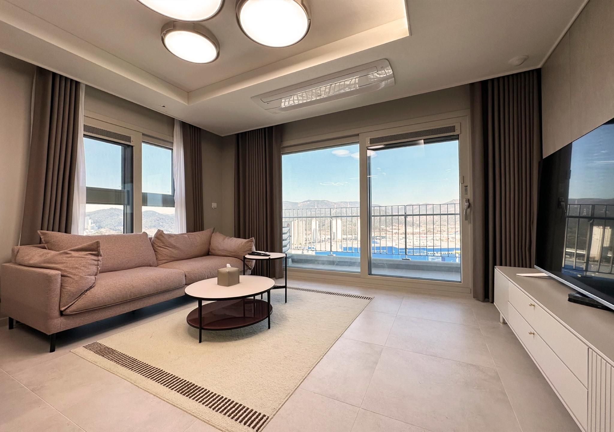 Flat Royal Suite B