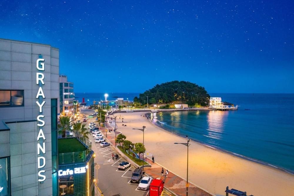 Busan Grey Sands Poolvilla Pension
