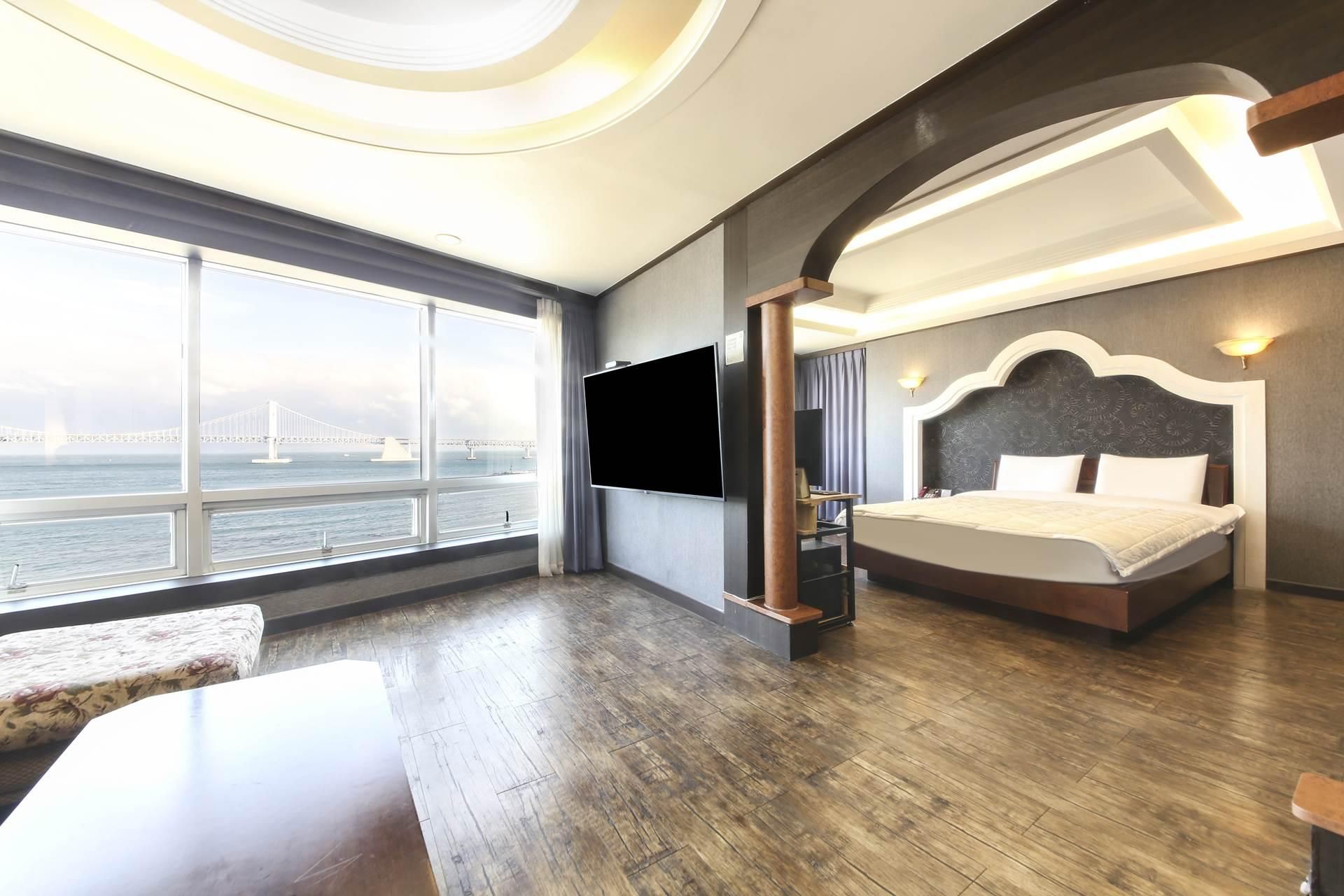Royal Suite with Sea view