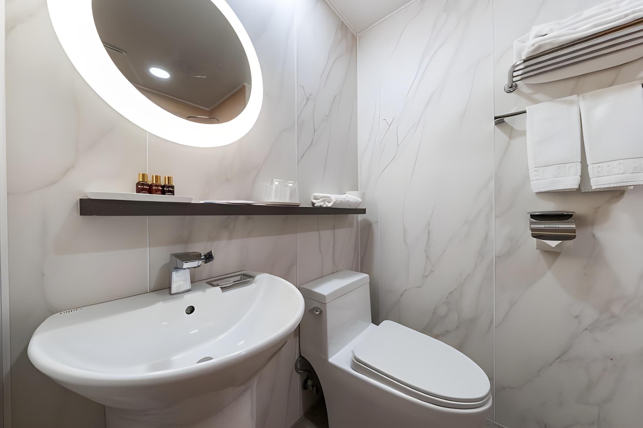 Homers Hotel Business Twin 3