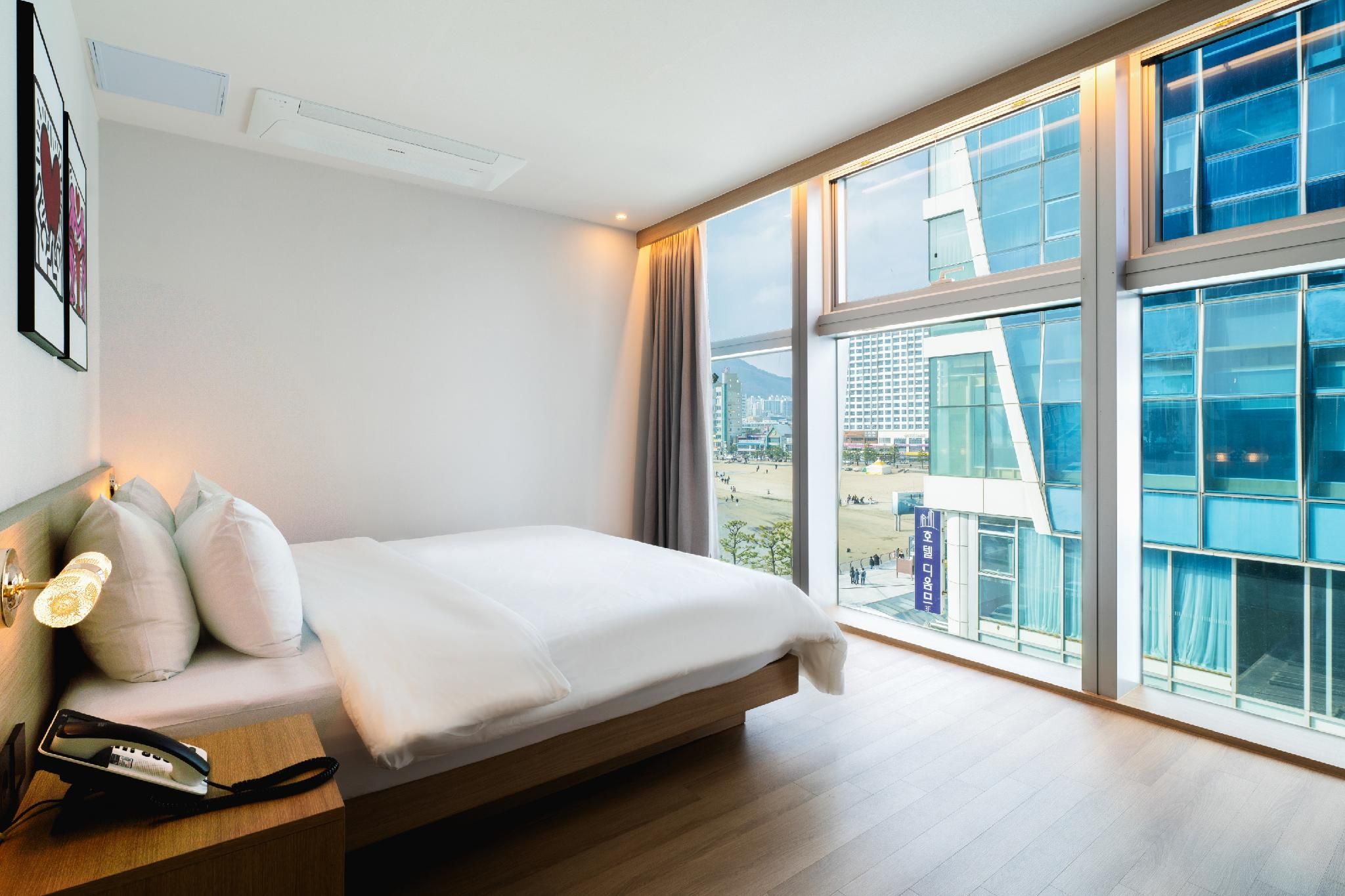 Gwangalli Gray 193 Hotel Deluxe Double Room 2