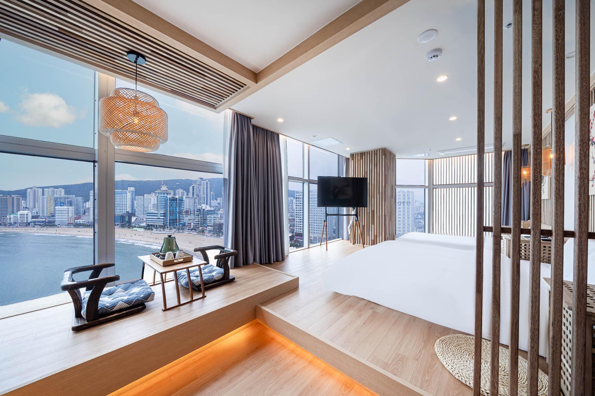 HOTEL BADADA Signature Triple Room - Non-Smoking