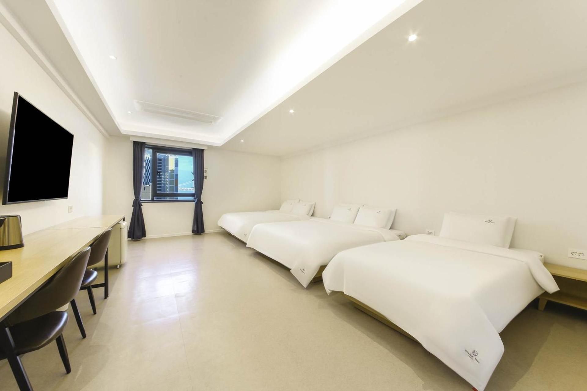 Triple Room with Bath